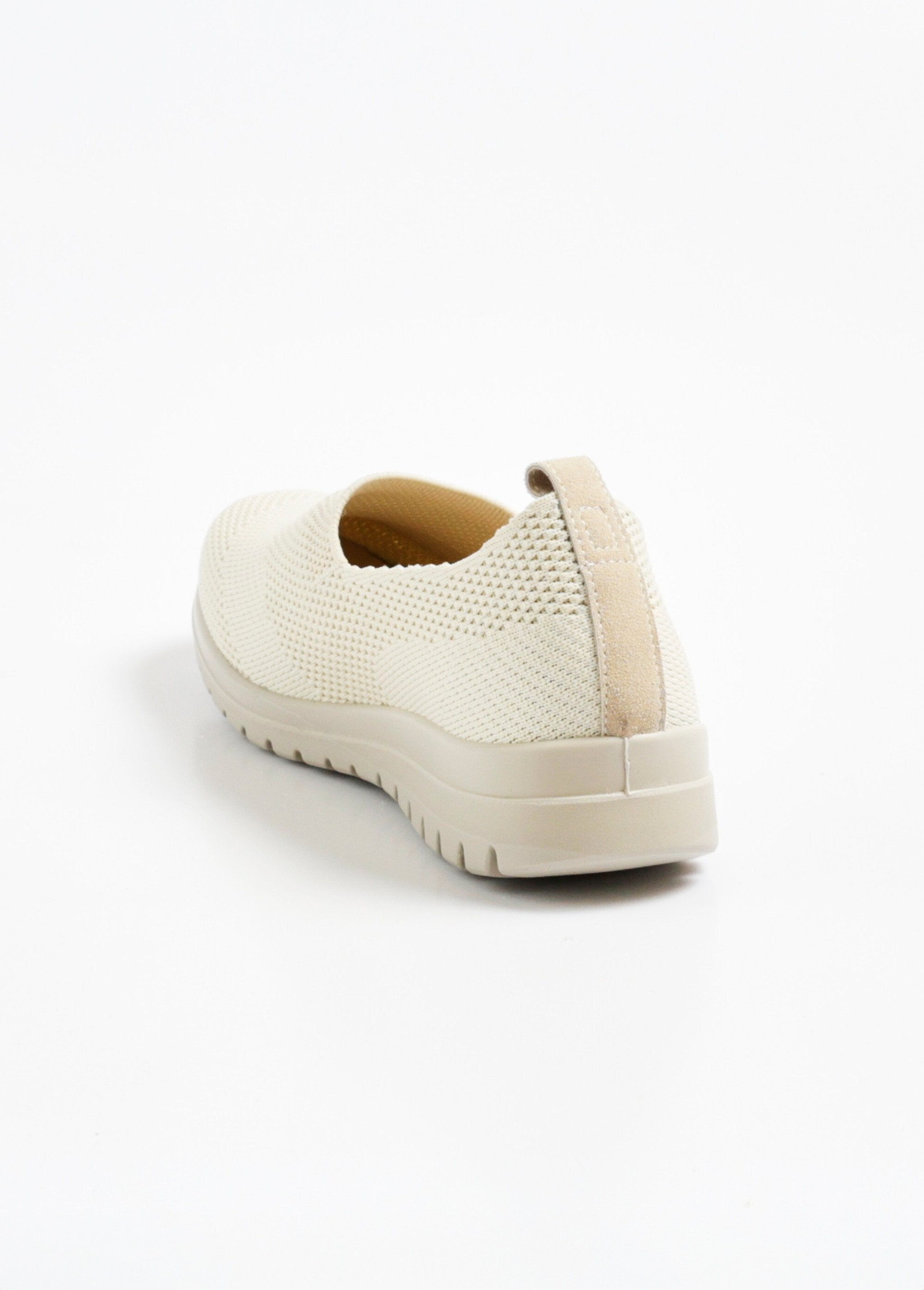 Comfortable_mesh_sneakers_Beige_DO1_slim