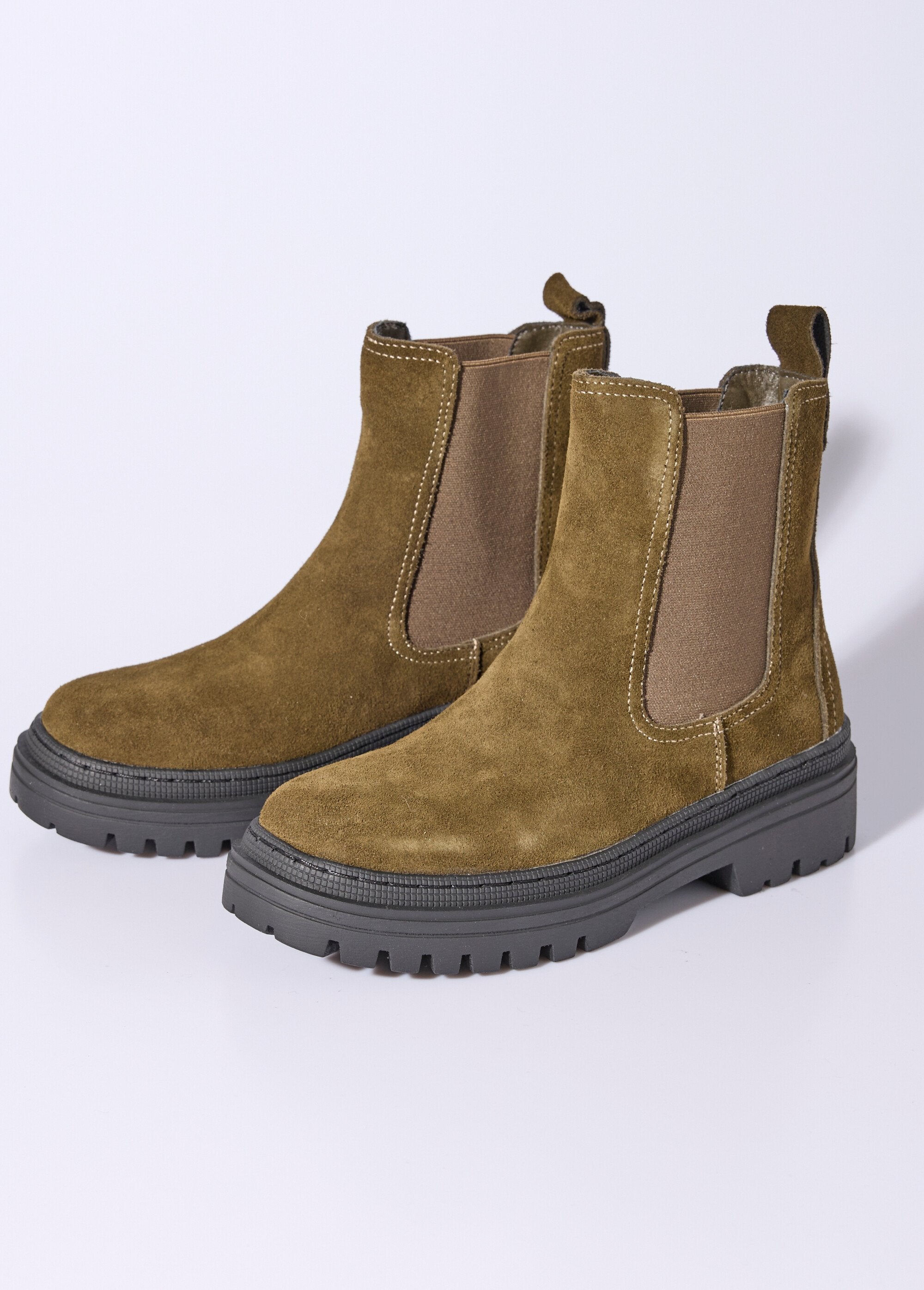 Wedge_and_high-top_Chelsea_boots_Khaki_DE1_slim