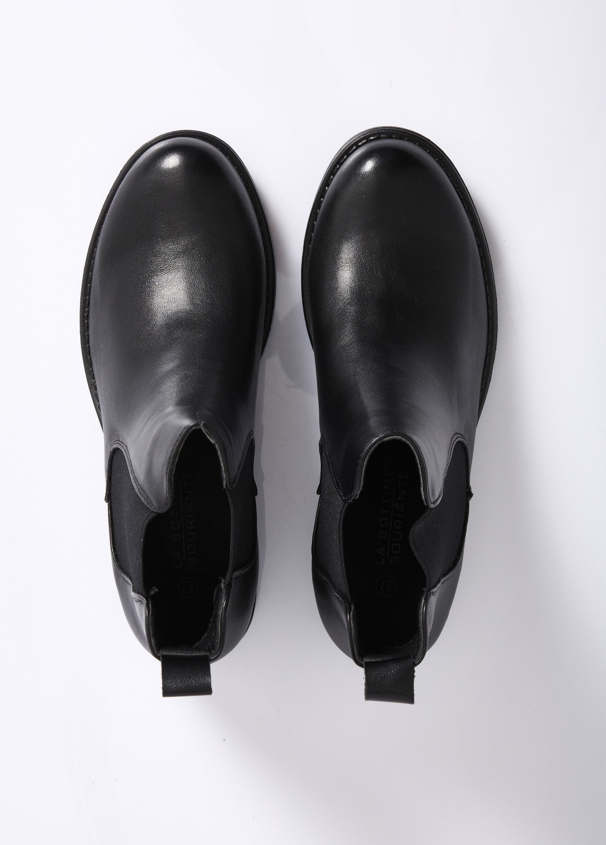 Chelsea_boots_with_non-slip_soles_Black_OV1_slim