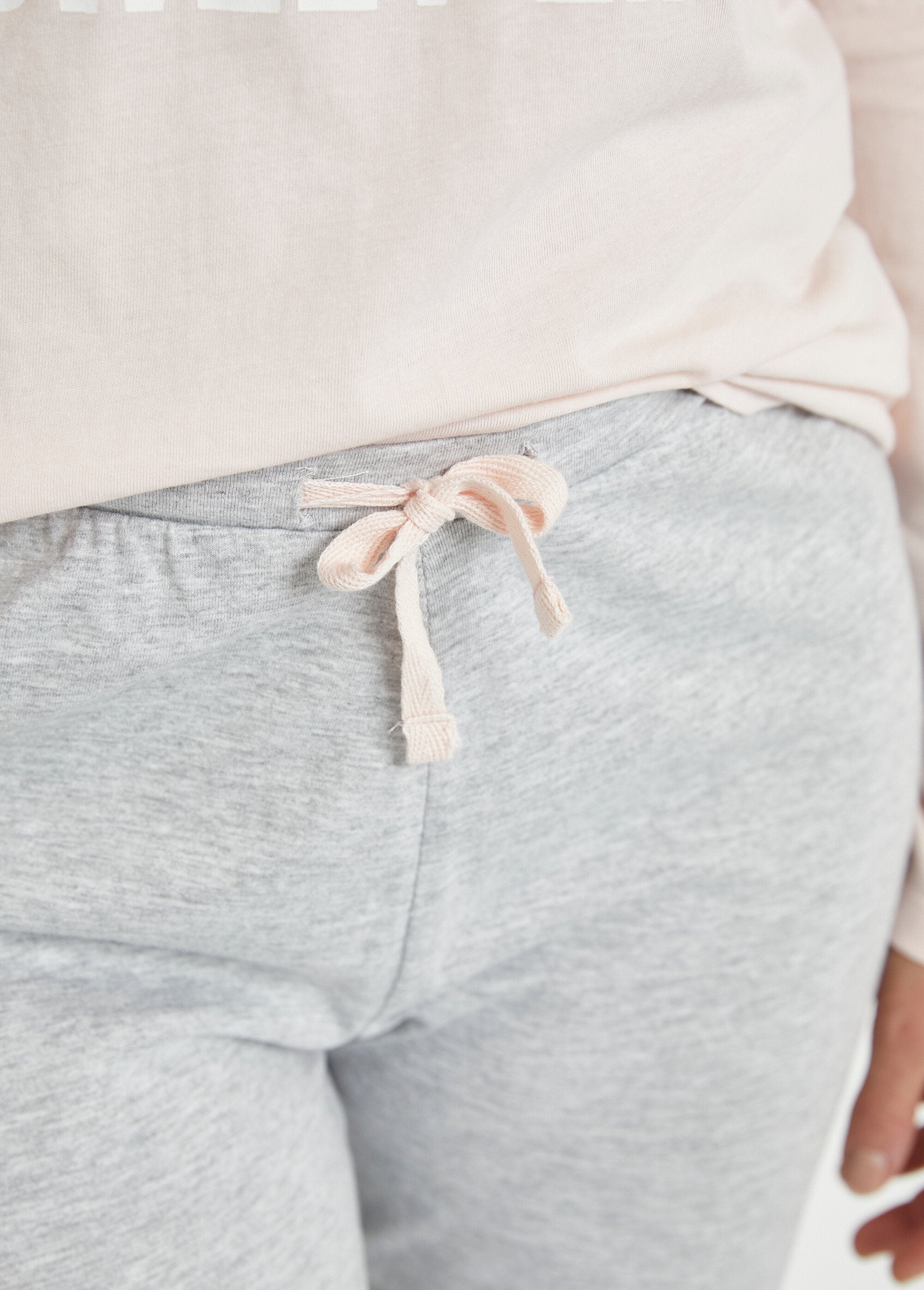 Long-sleeved_mesh_pajamas_Gray_DE2_slim