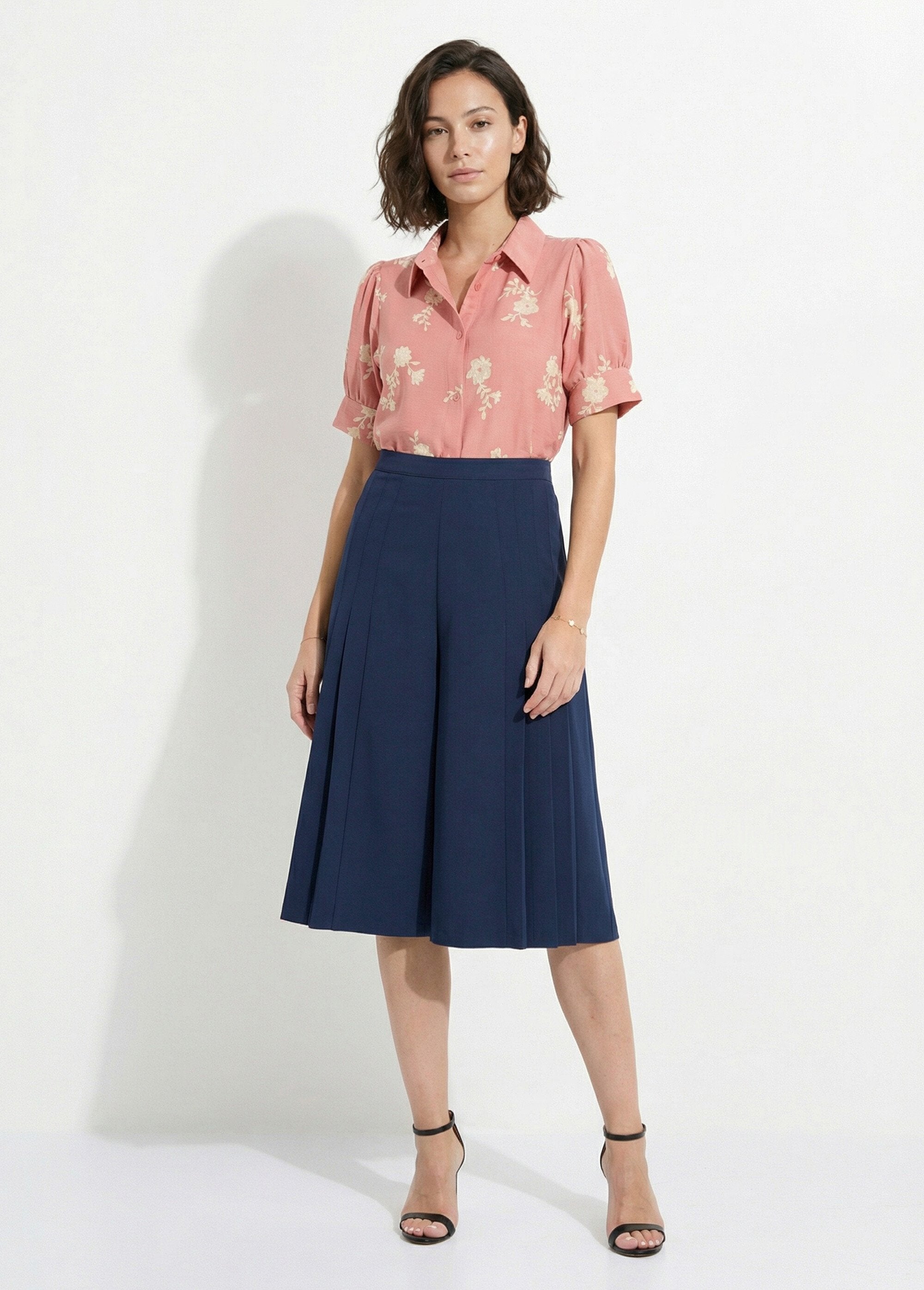 Loose_culottes_with_long_semi-elasticated_waistband_Marine_SF1_slim