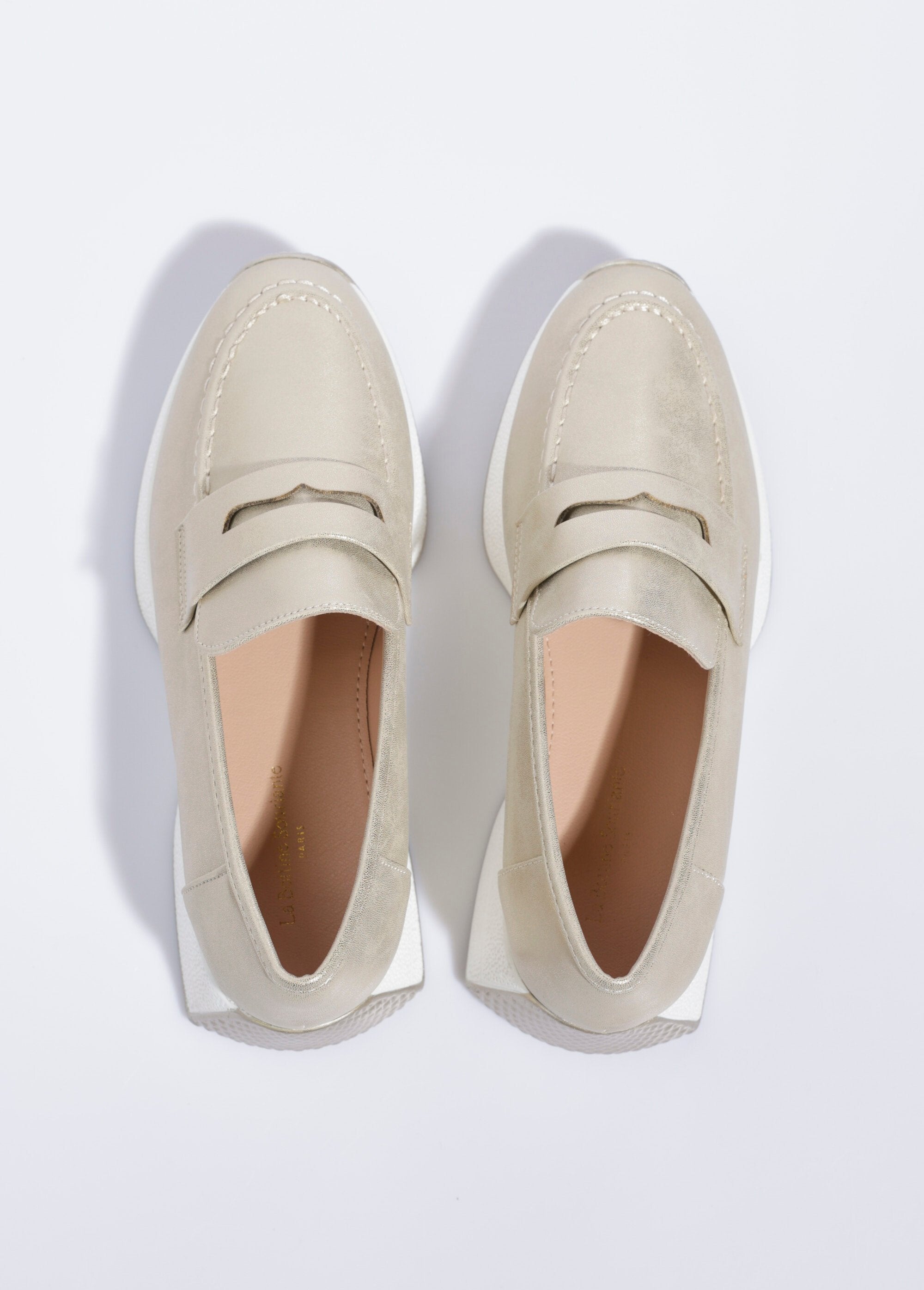 Contrasting_wedge_loafers_Golden_OV1_slim