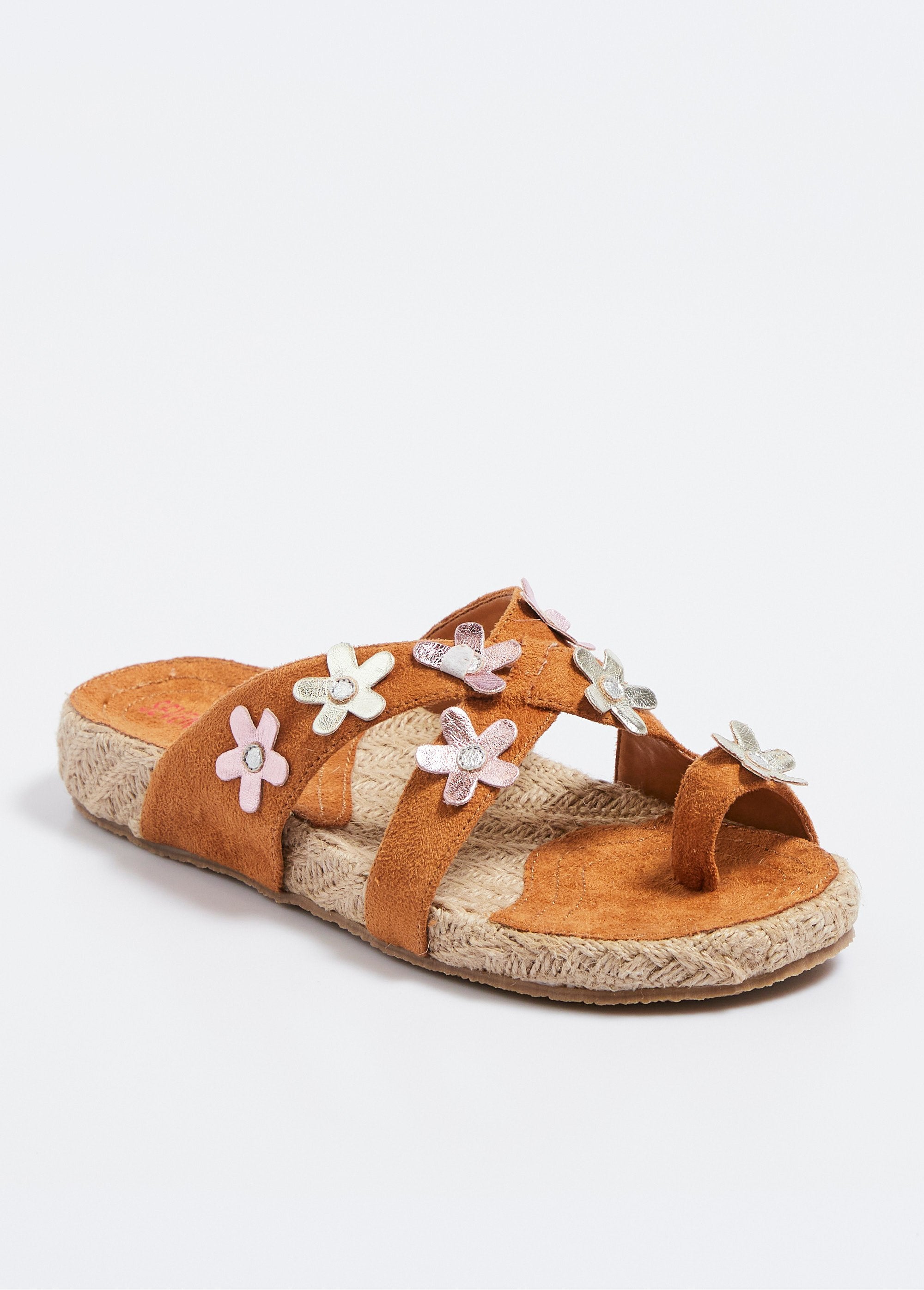 Wedge_mules_with_flower_details_Light_brown_FA1_slim