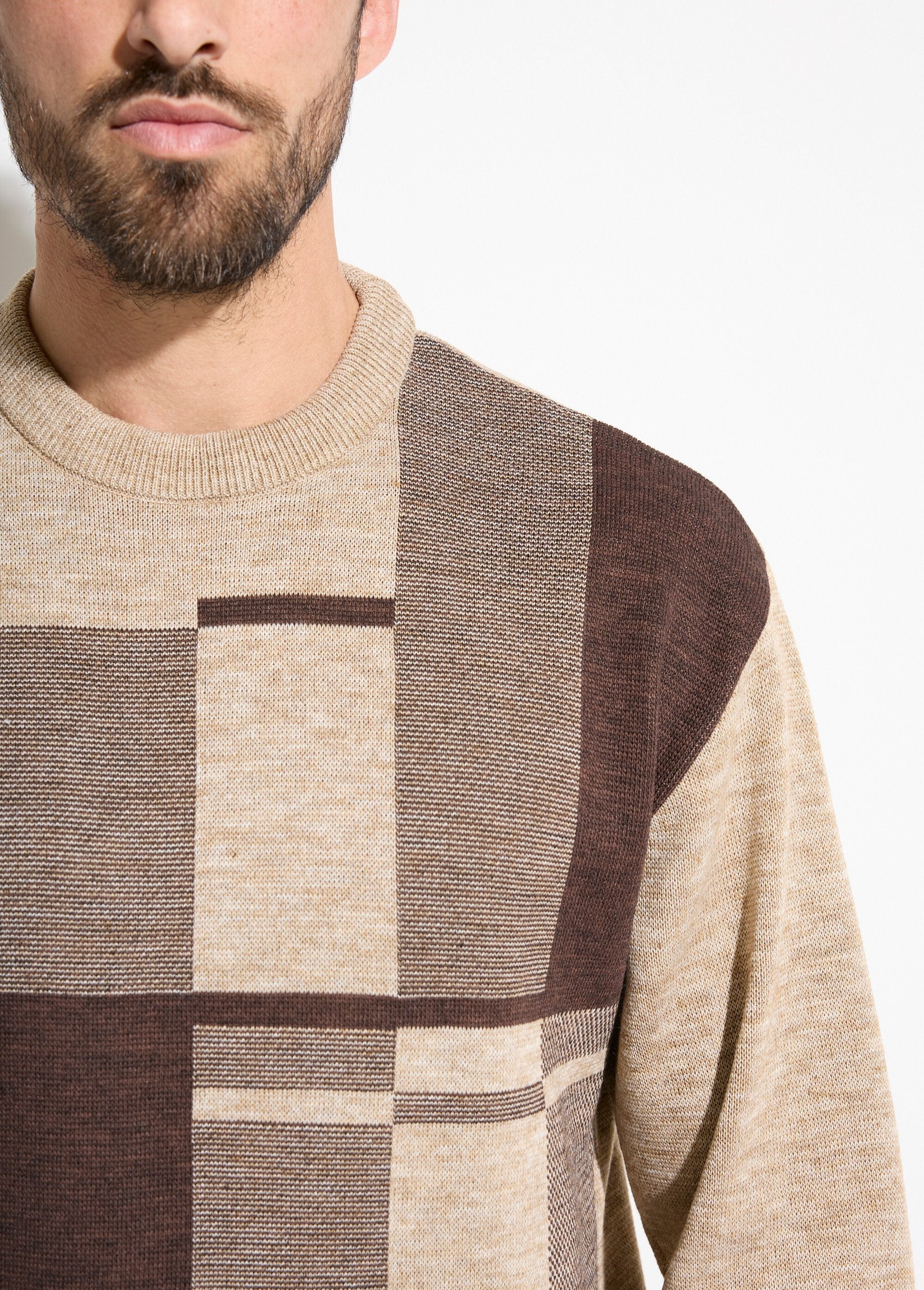 Round_neck_jacquard_long_sleeve_wool_sweater_Beige_DE1_slim