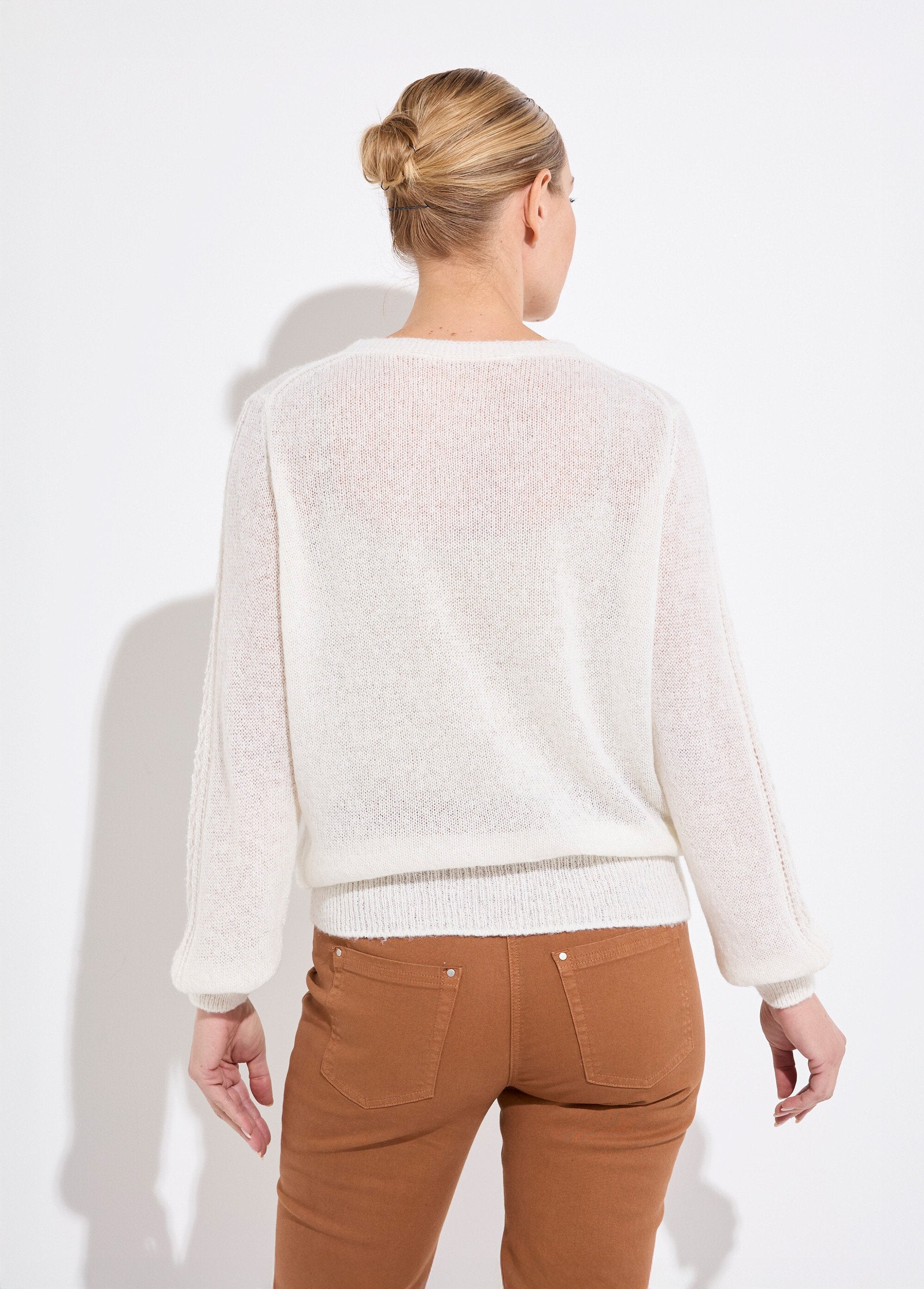Soft_wrap_sweater_with_alpaca_and_mohair_Ecru_DO1_slim