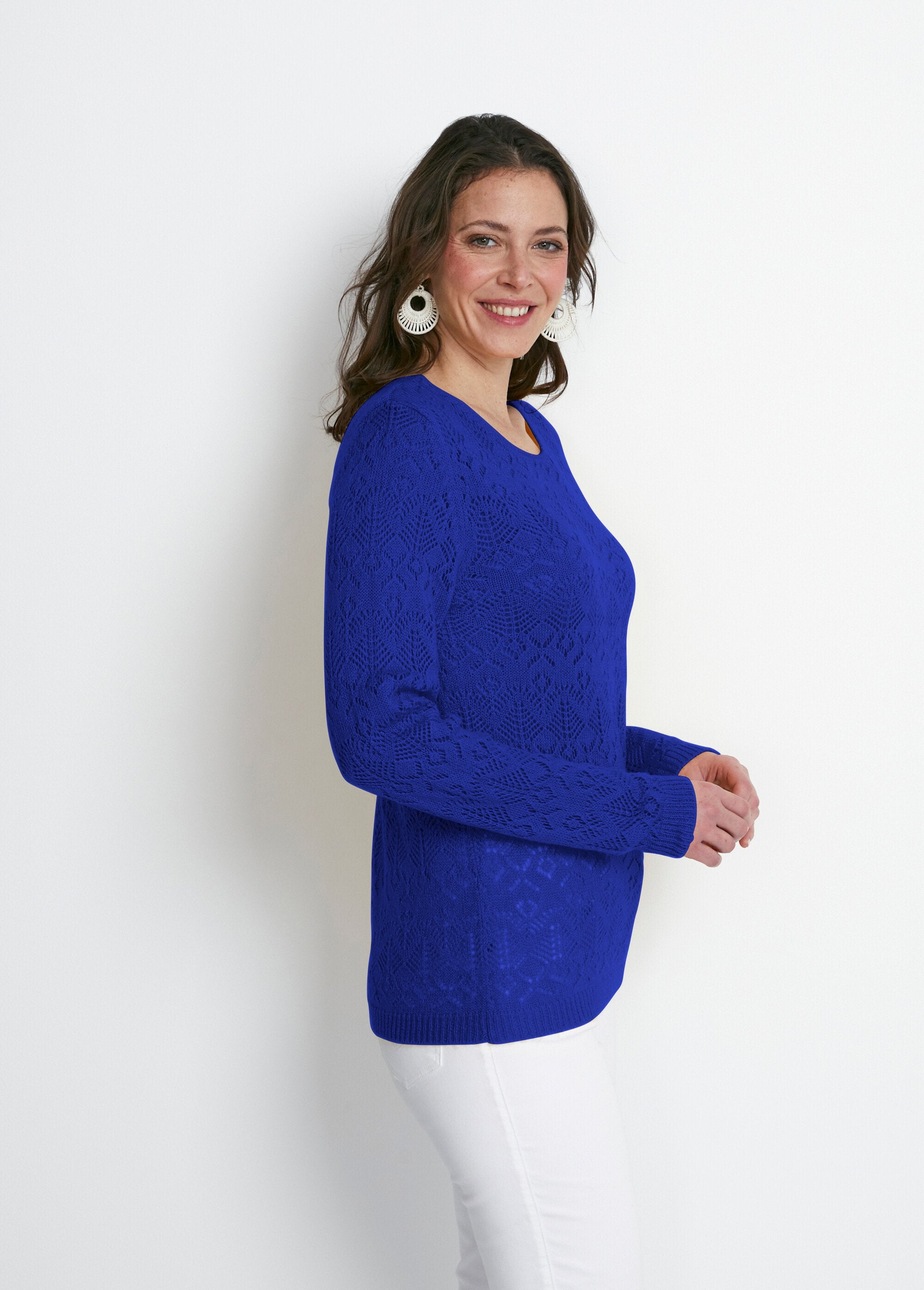 Long-sleeved_openwork_knit_sweater_Blue_DR1_slim