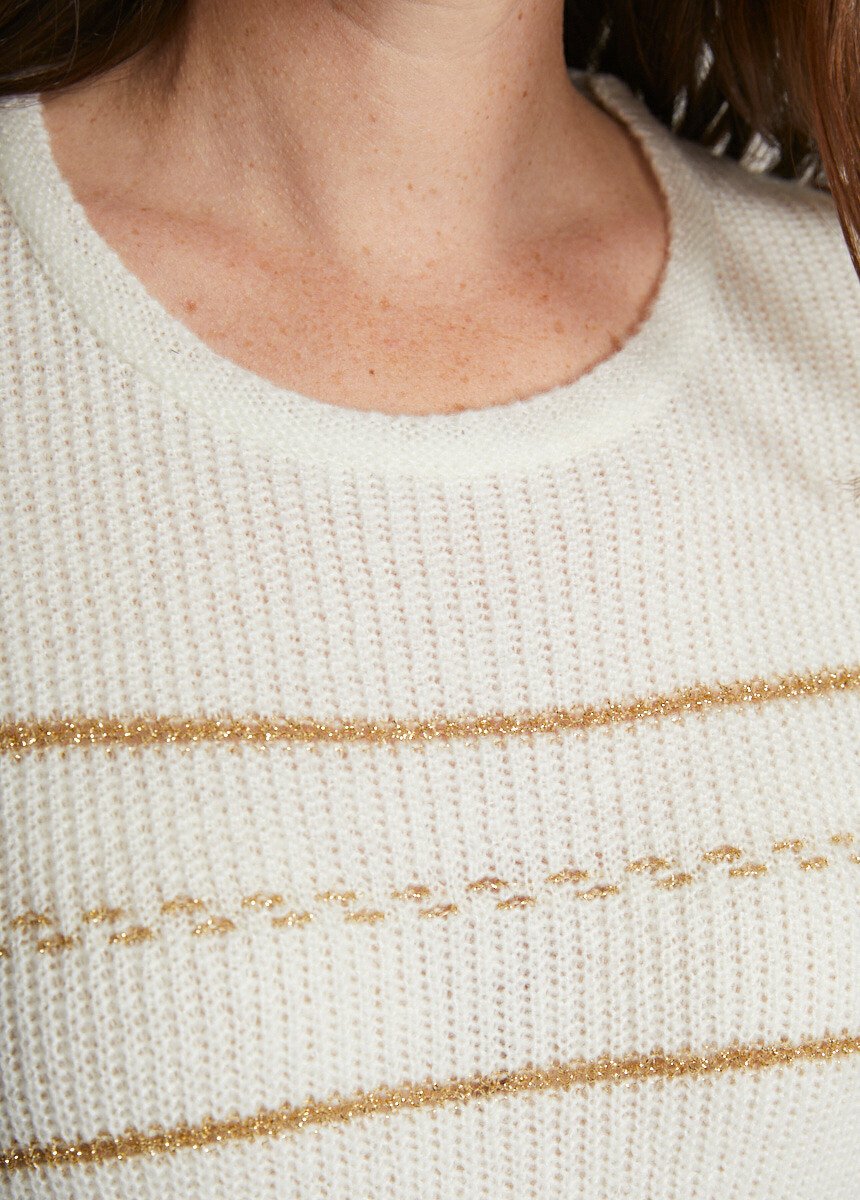 Sparkling_striped_pearl_knit_sweater_Ecru_DE2_slim