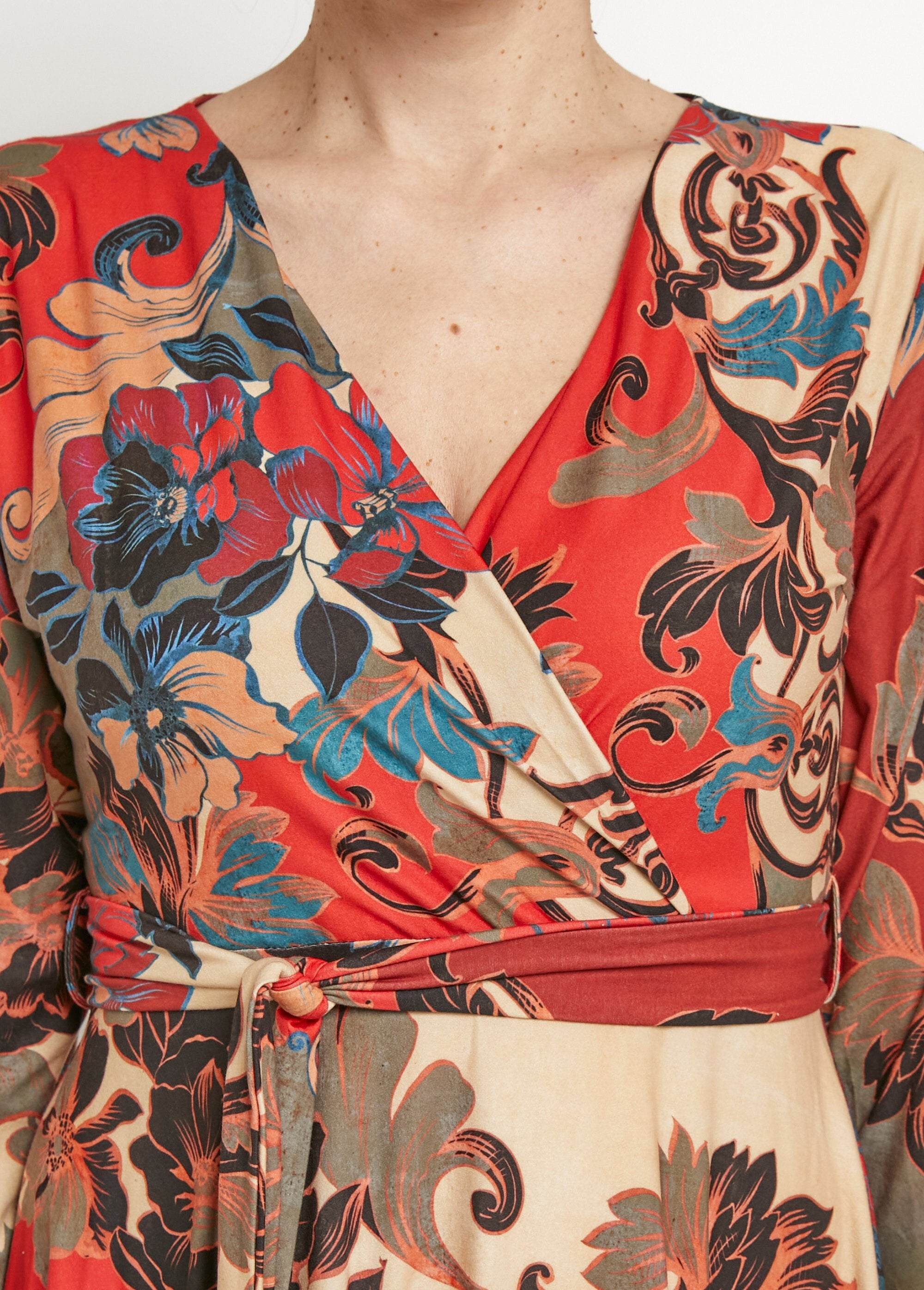 Stretch_wrap_dress_with_Japanese_pattern_Orange_and_beige_DE1_slim