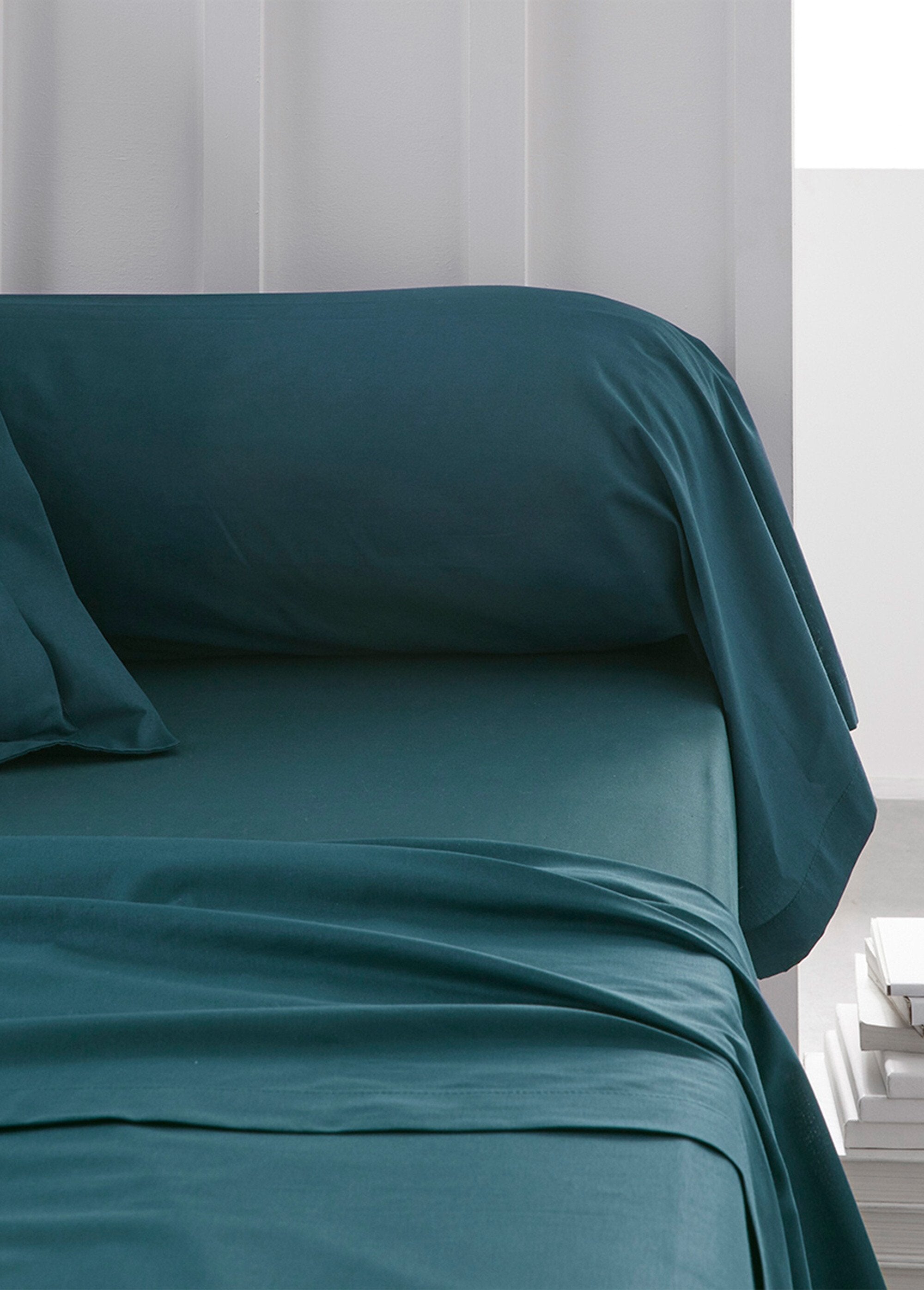 Plain_cotton_pillowcase_Peacock_DE2_slim