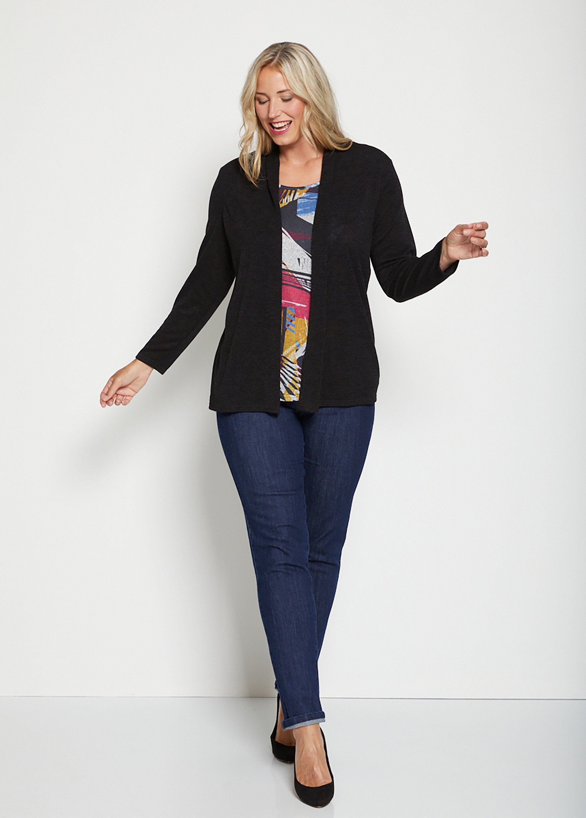 Long_warm_knit_T-shirt_with_2-in-1_effect_Grey_and_blue_SF1_curvy