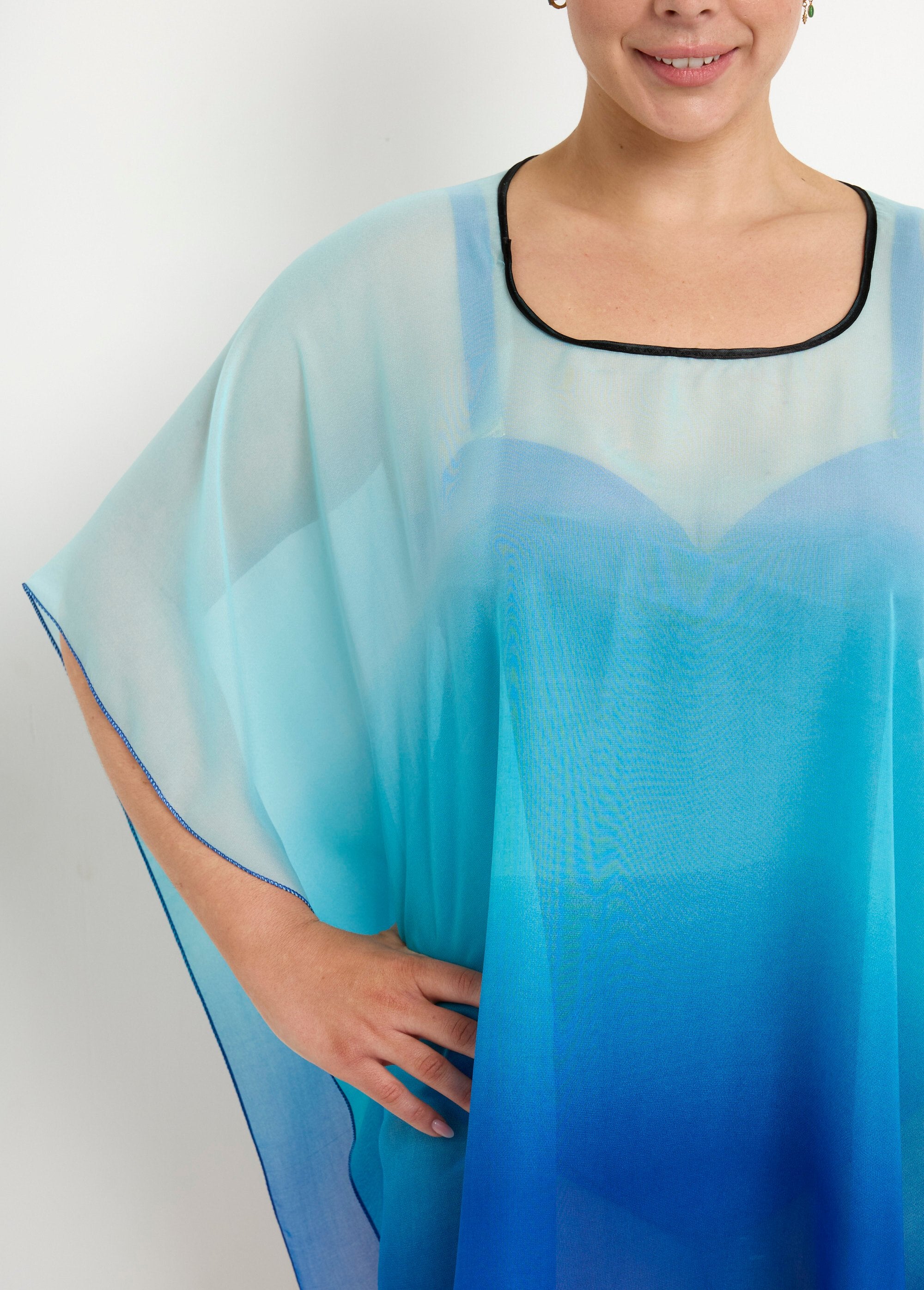 Voile_beach_tunic,_gradient_Blue_DE1_slim