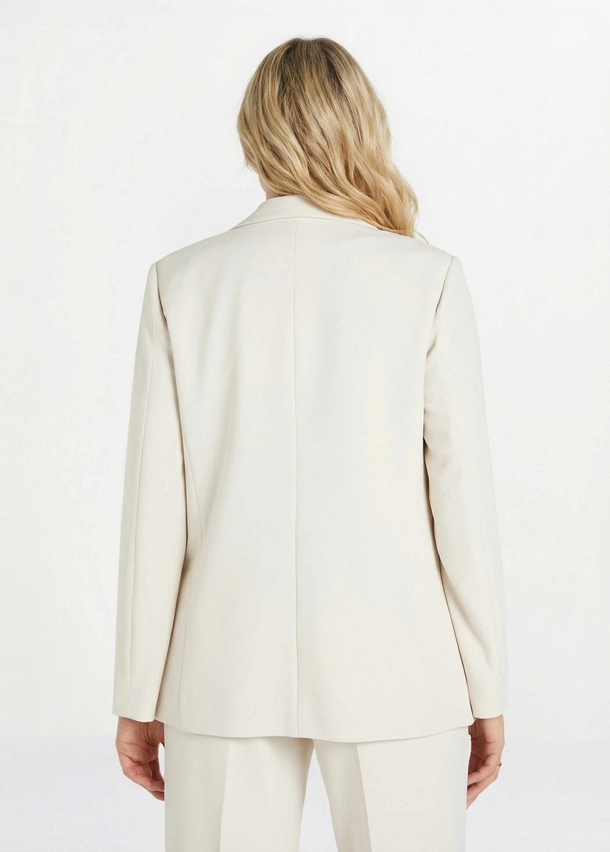 Straight_cut_plain_knit_blazer_jacket_Beige_DO1_curvy