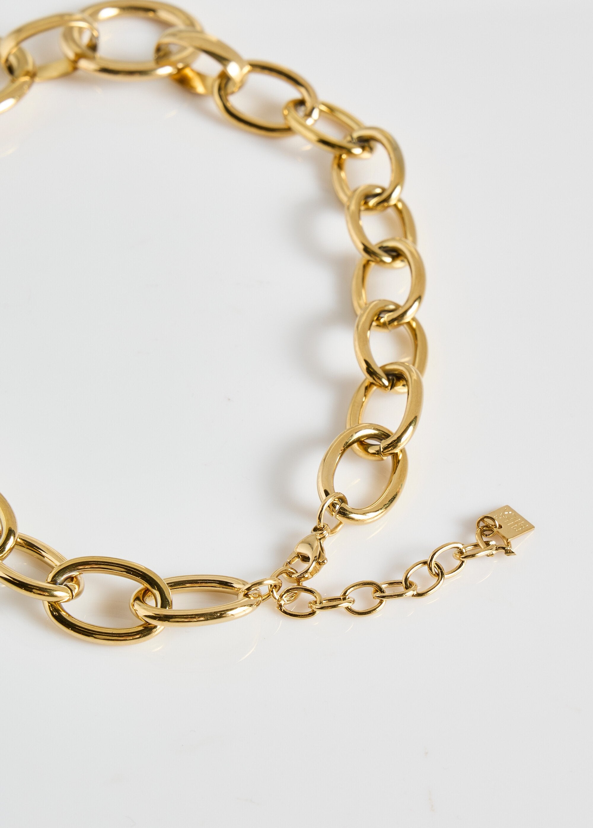 Fancy_link_bracelet,_stainless_steel_Golden_DE2_slim