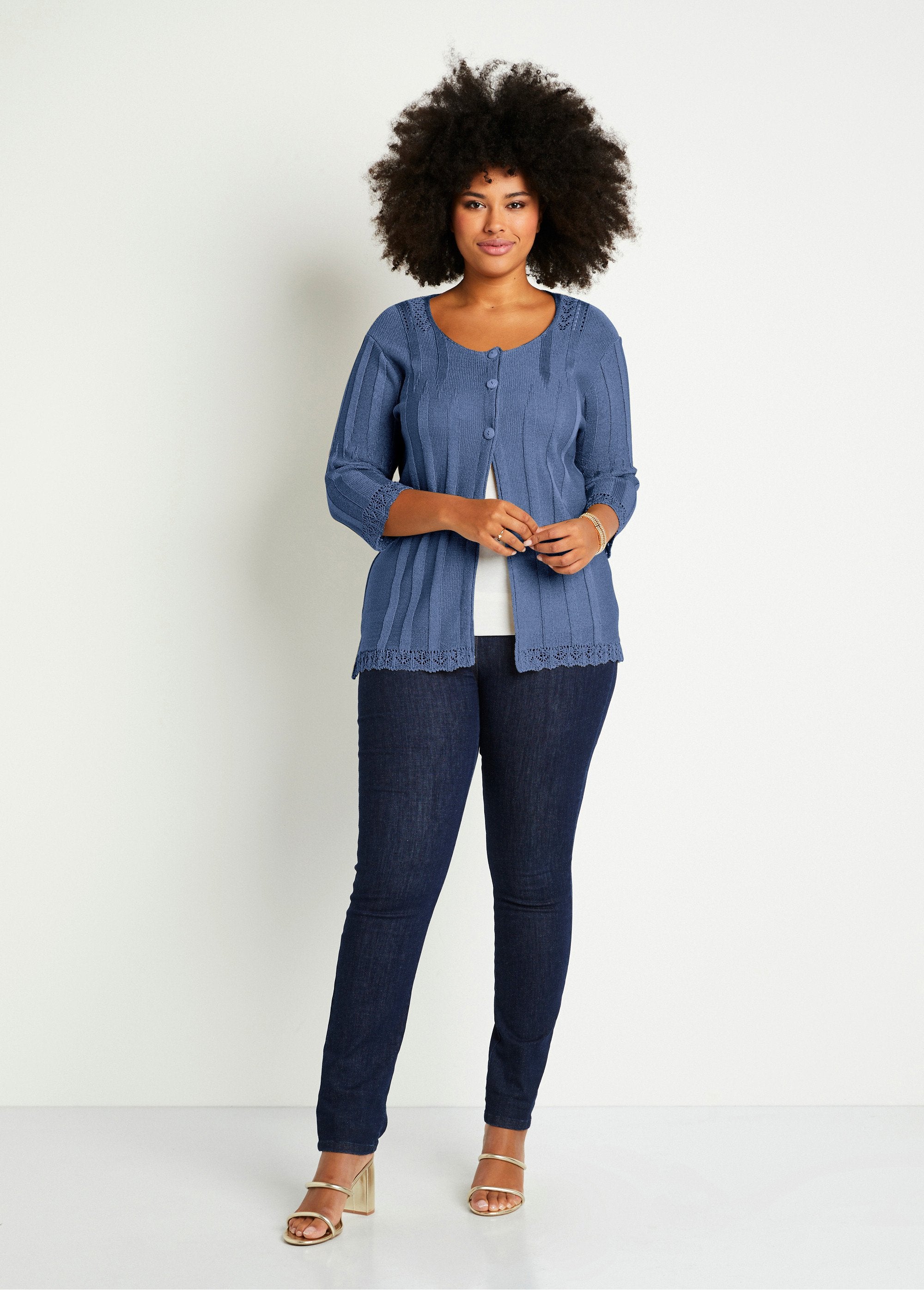 Long_openwork_buttoned_cardigan_Blue_SF1_curvy