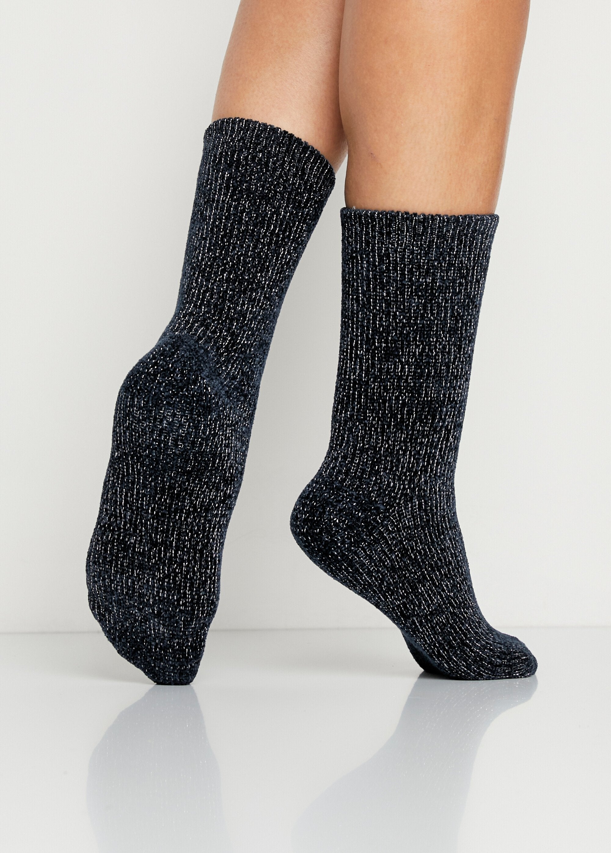 Chaussettes_assorties_maille_chenille_Assortis_marine_lot2_DO1_slim