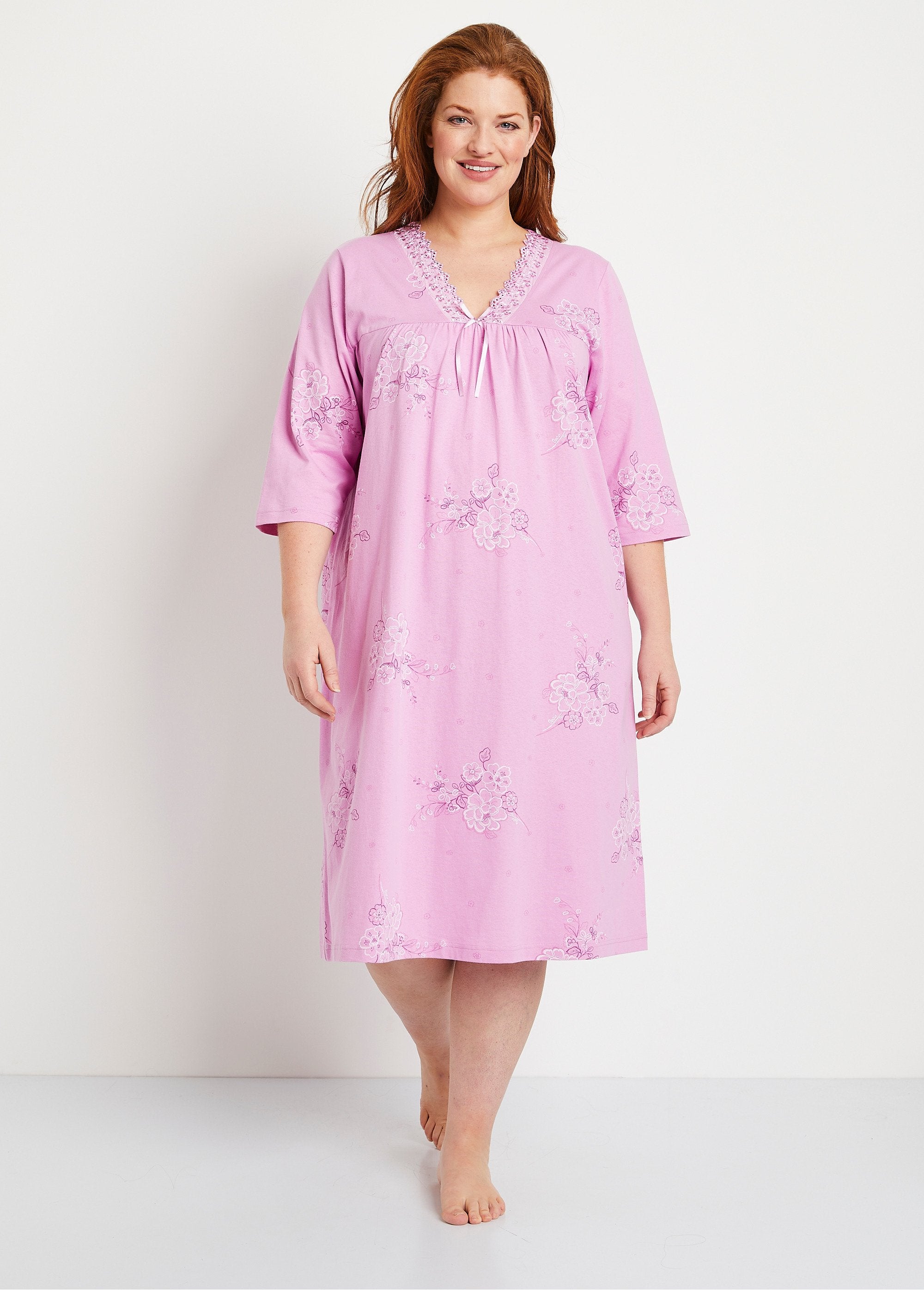 Mid-length_nightgown_embroidered_cotton_3/4_sleeves_Old_pink_FA1_curvy