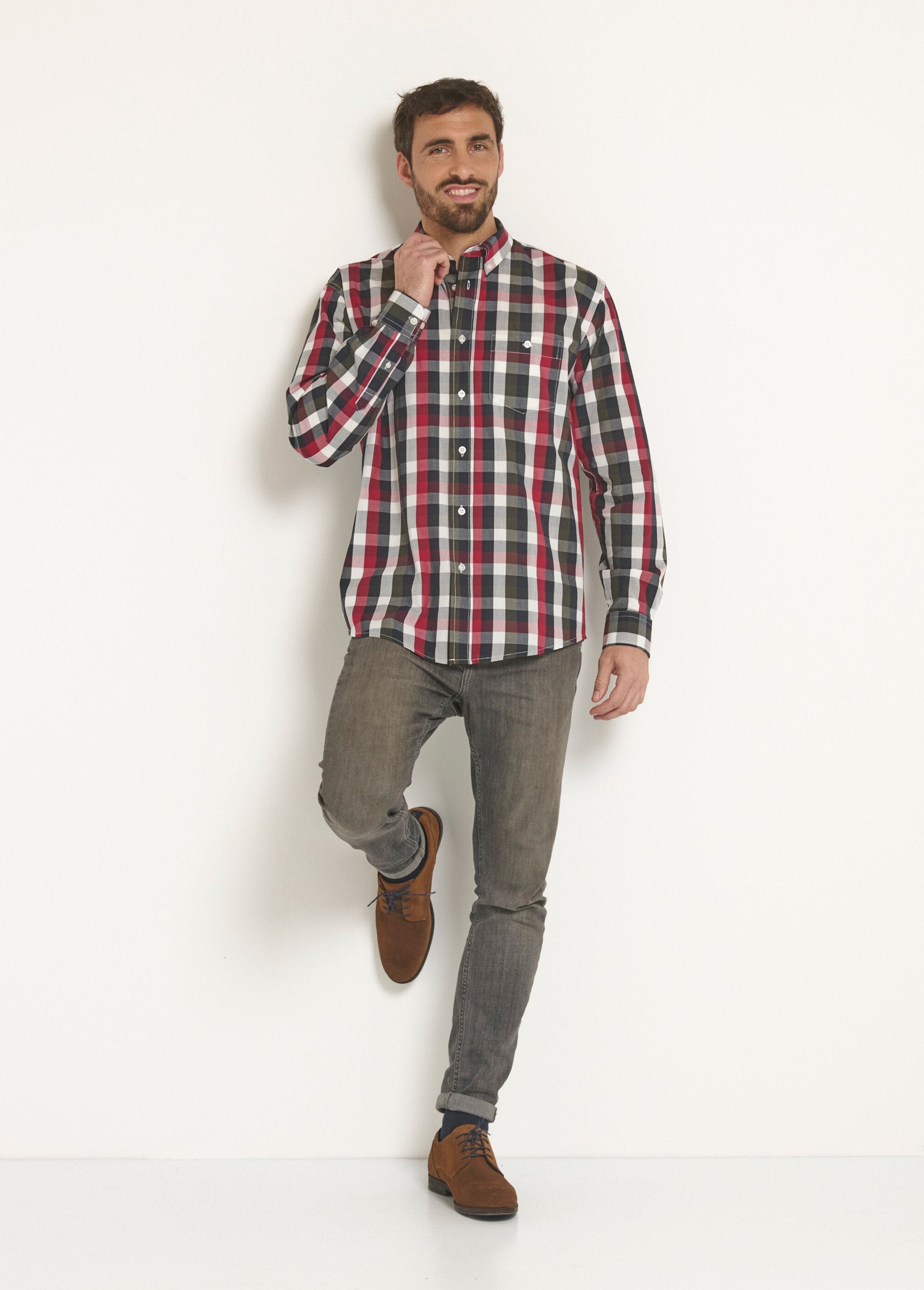 Large_check_cotton_shirt_Black_and_red_SF1_slim