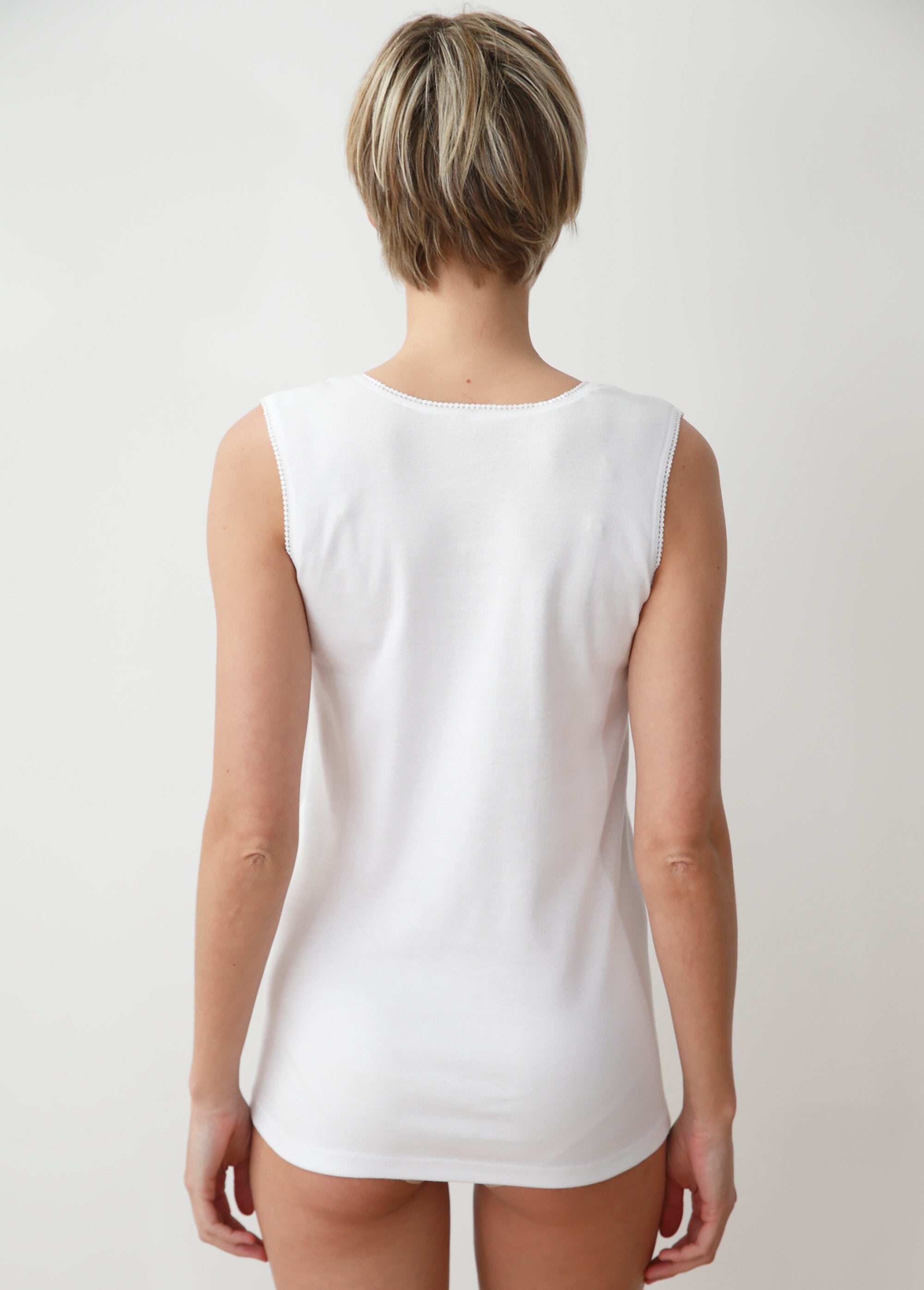 Sleeveless_undershirt_White_cotton_DO1_slim