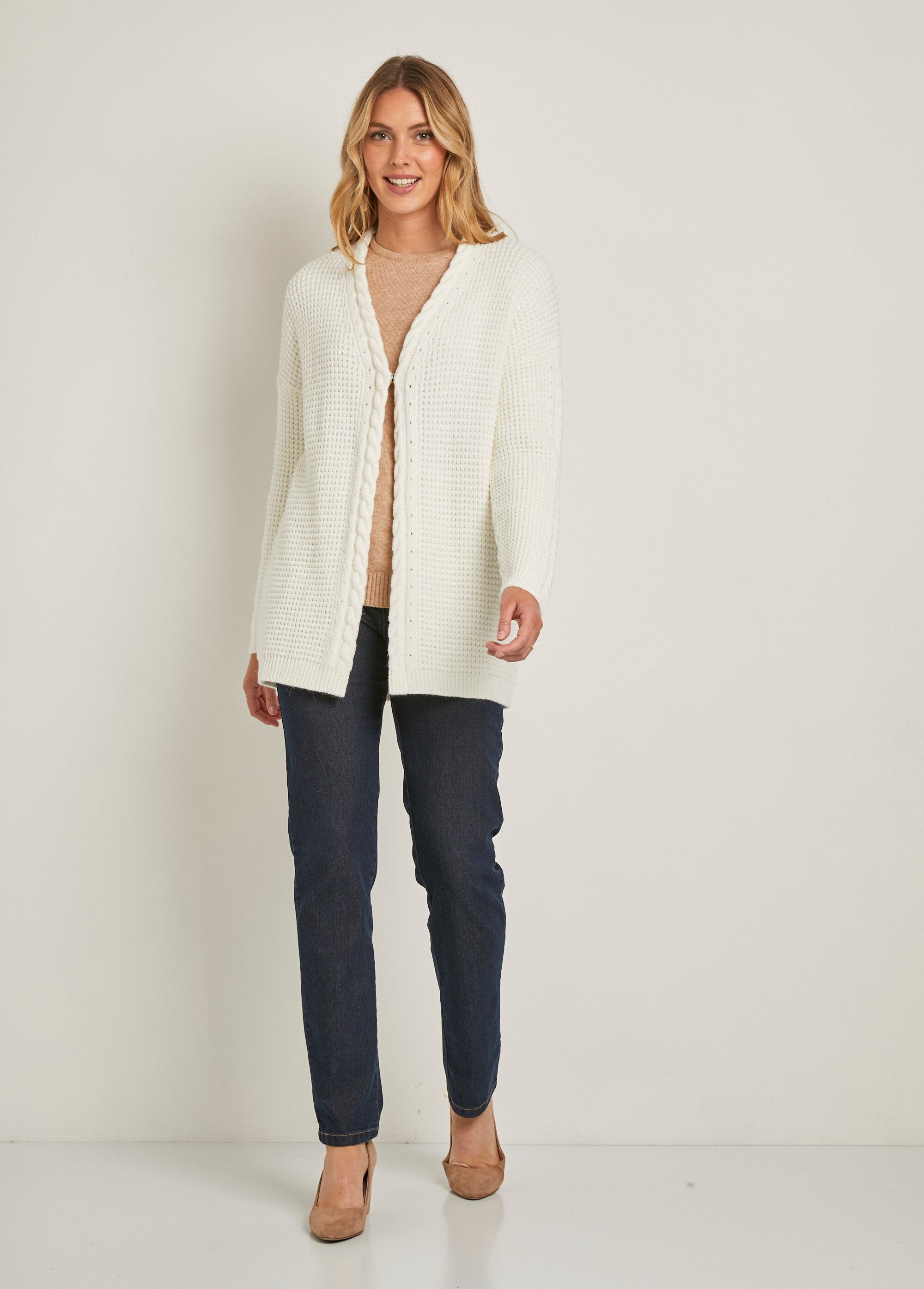 Long_warm_beaded_V-neck_cardigan_with_snap_closure_Ecru_SF1_slim