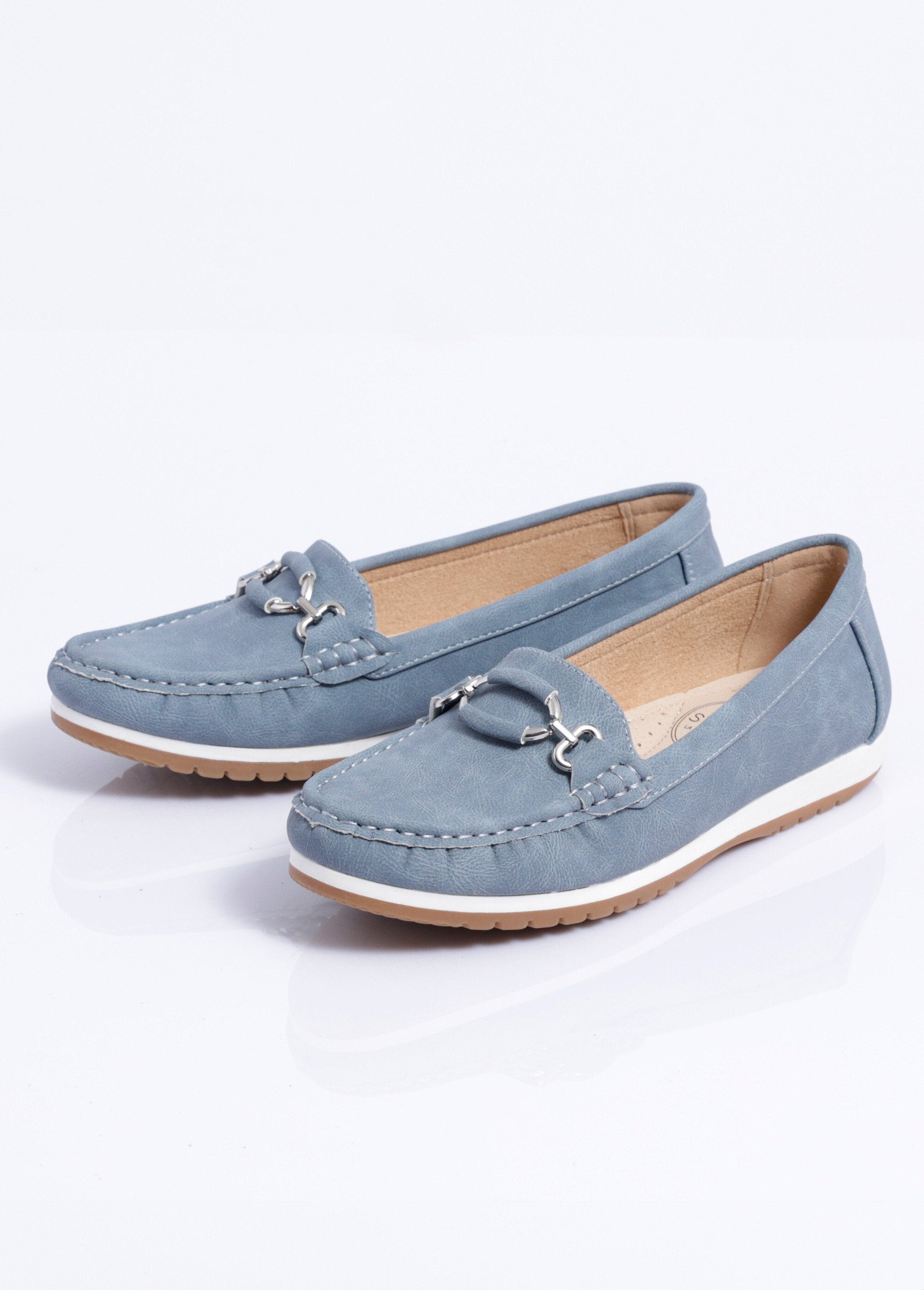 Soft_wedge_moccasins,_comfort_width_Jeans_DE1_slim