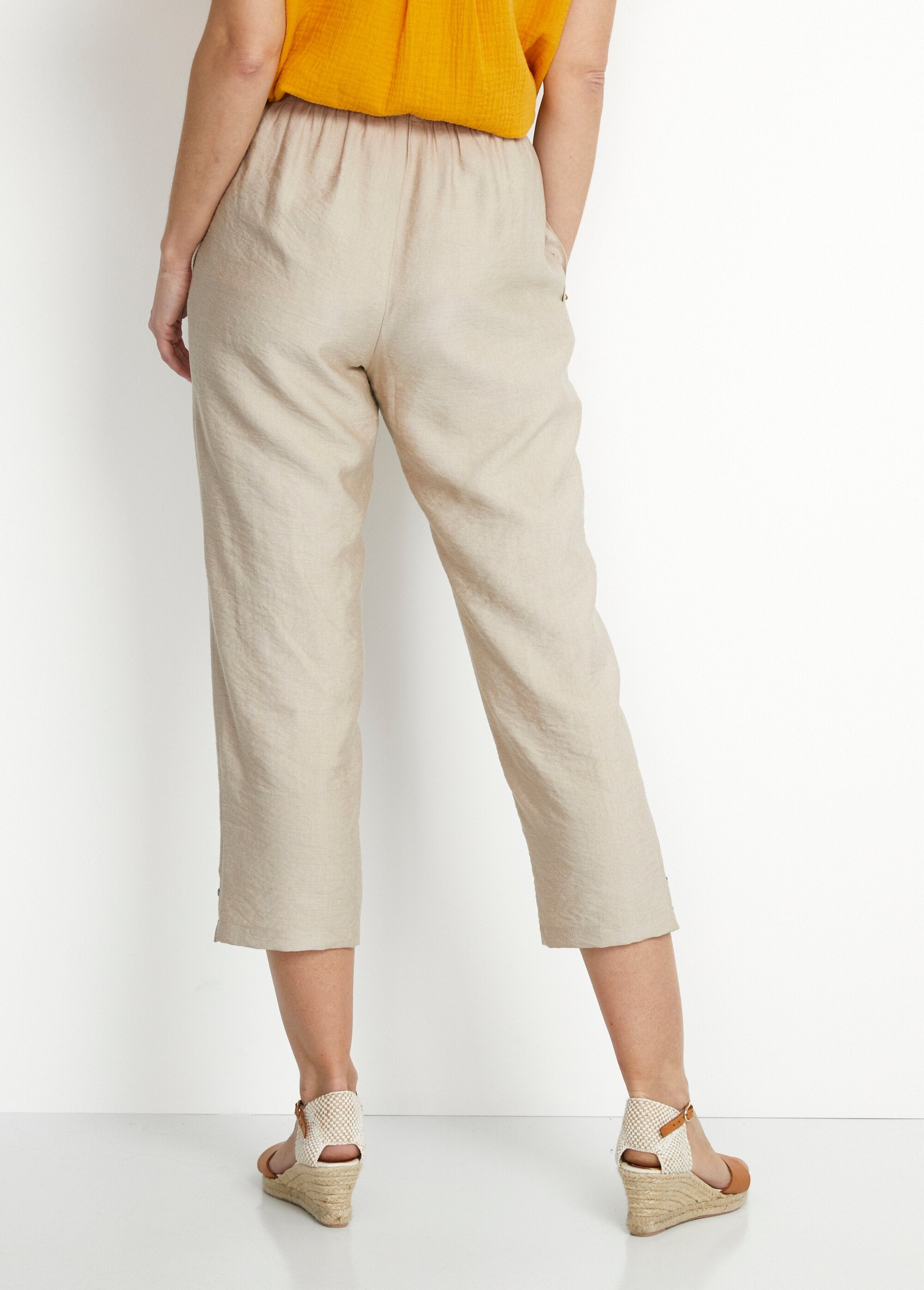 Wide_semi-elasticated_waist_cropped_pants_Sand_DO1_slim