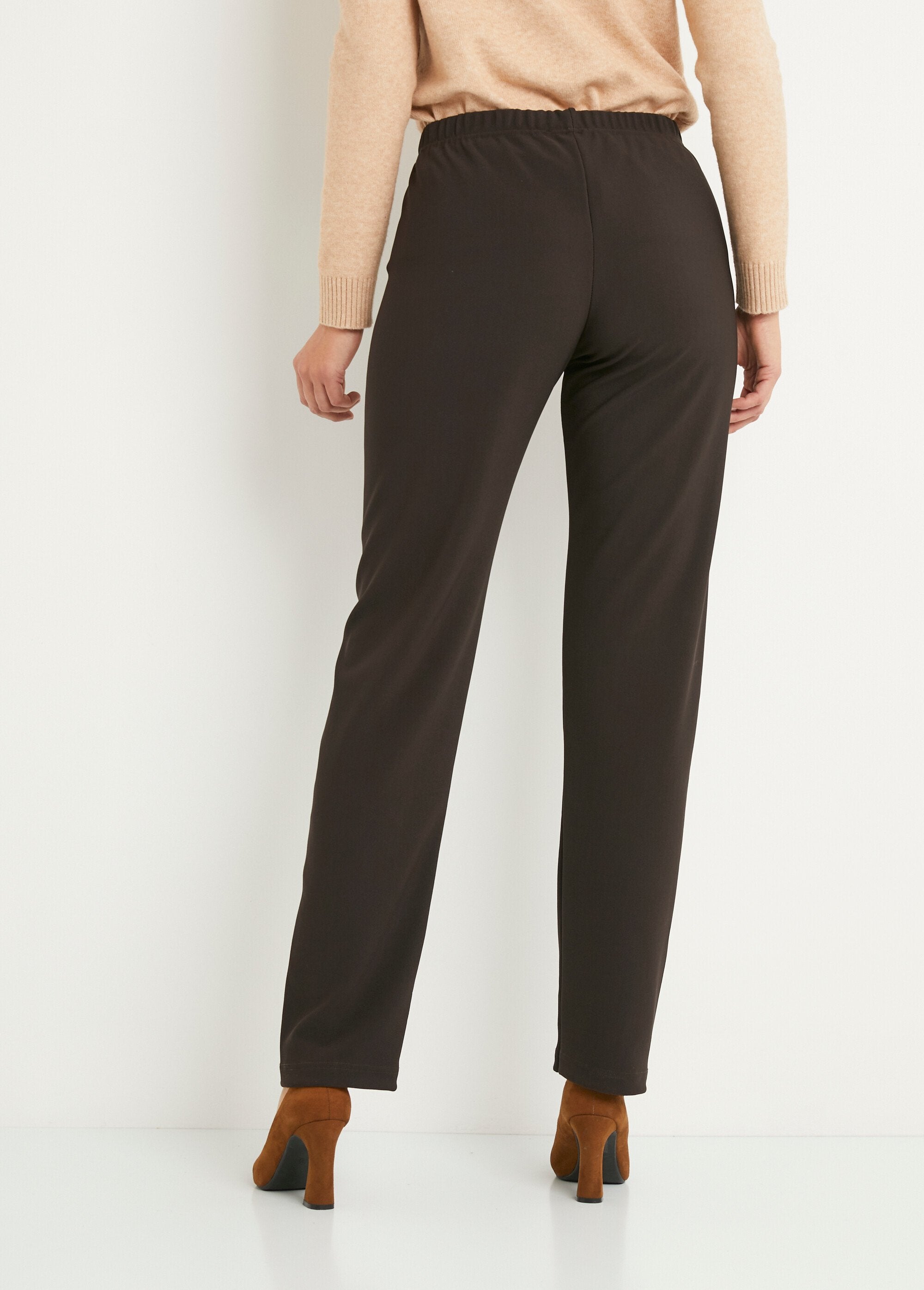 Straight_pants_with_elasticated_waist_and_ribbed_knit_Brown_DO1_slim