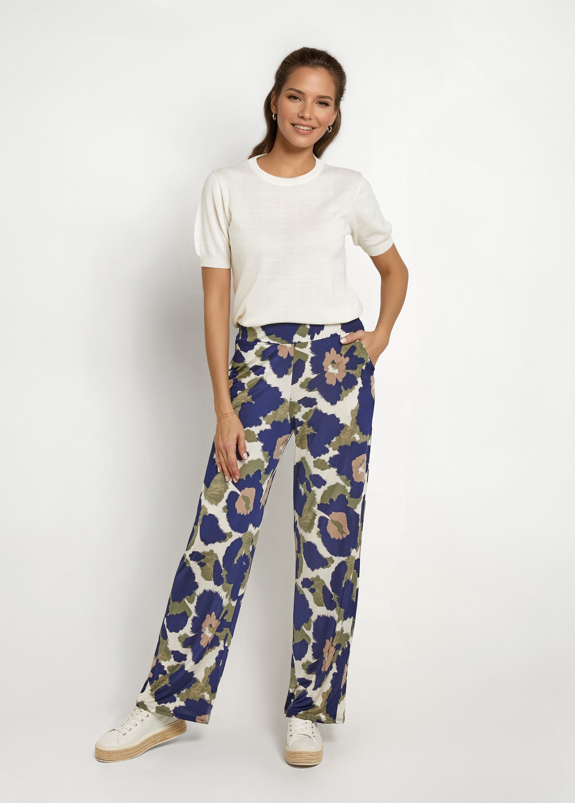 Fluid_stretch_pants,_stylish_floral_Navy_and_khaki_SF1_slim