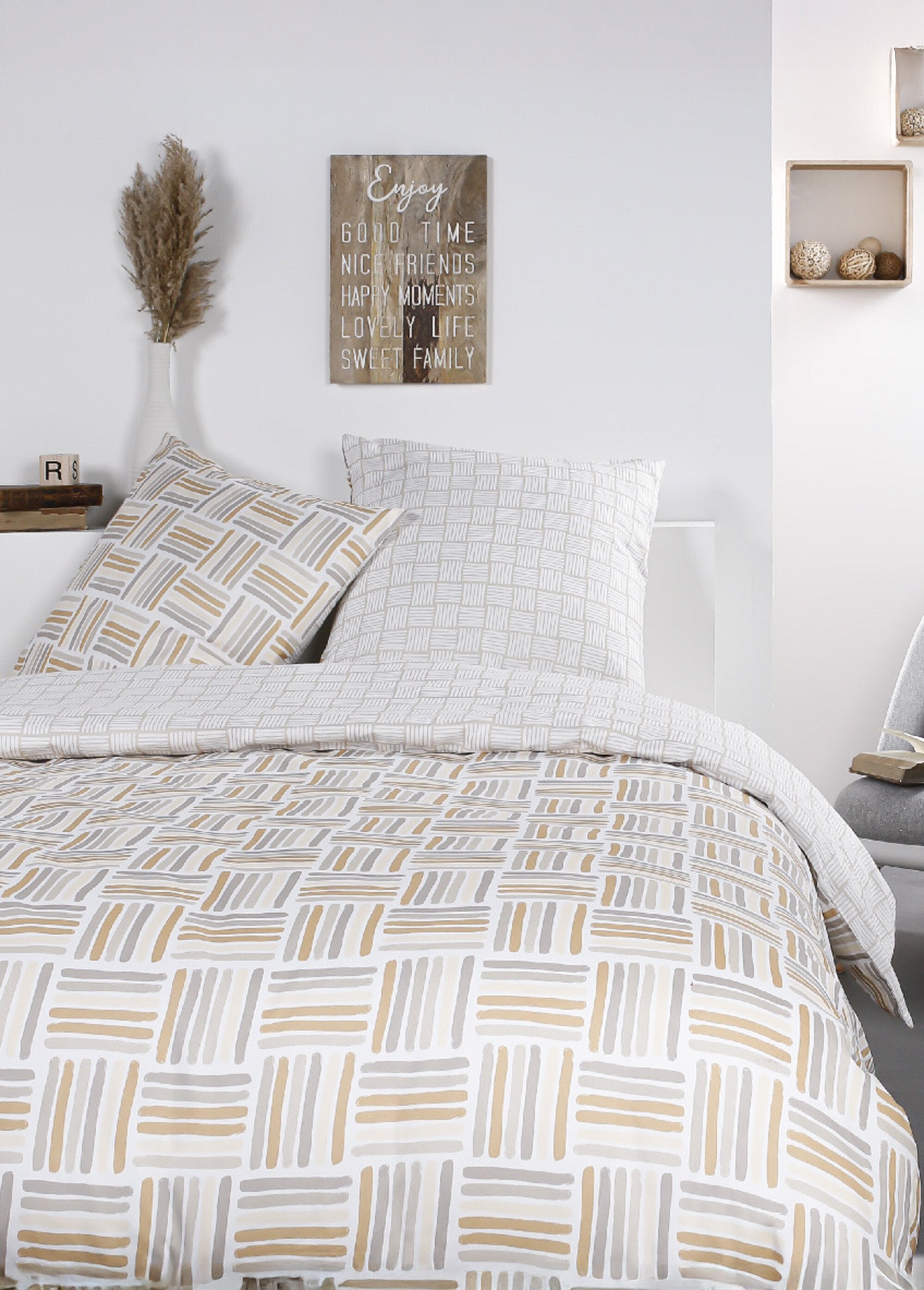 Pure_cotton_bedding_set,_240_x_220cm,_Squares_Beige_FA1_slim