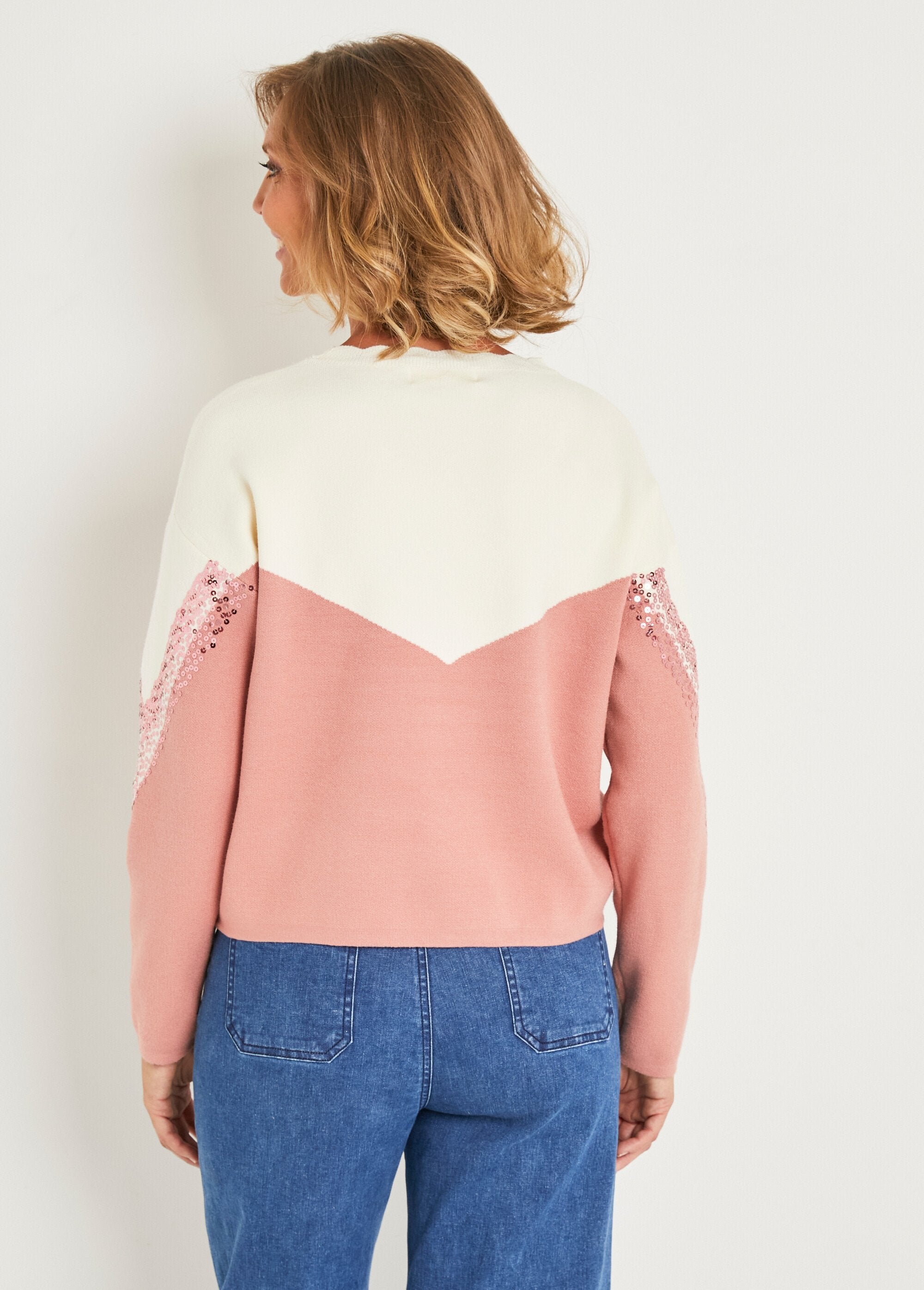 Two-tone_long-sleeved_sequin_sweater_Beige_and_pink_DO1_slim