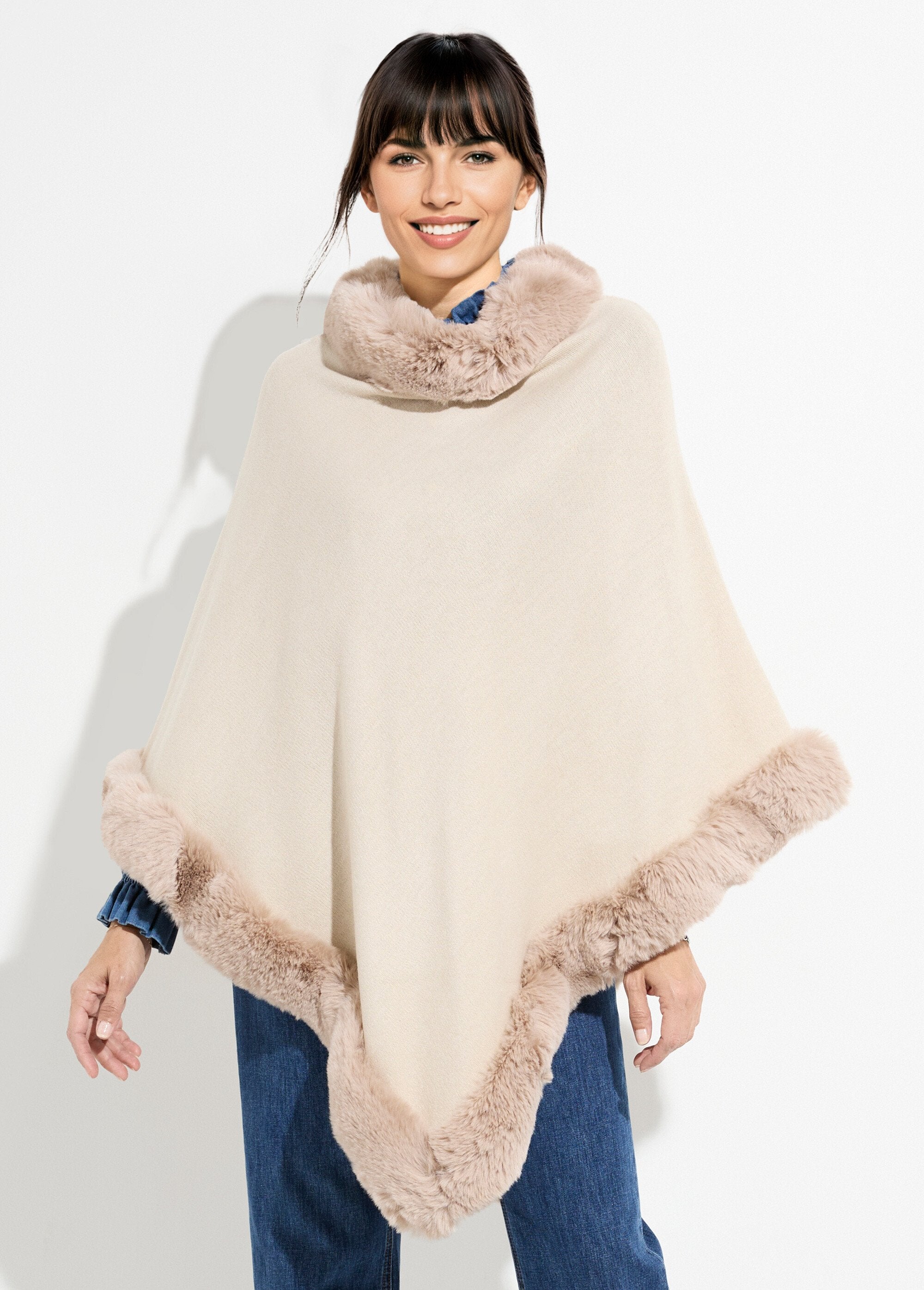 Cape_sweater,_tone-on-tone_fur_trim_Ecru_FA1_slim