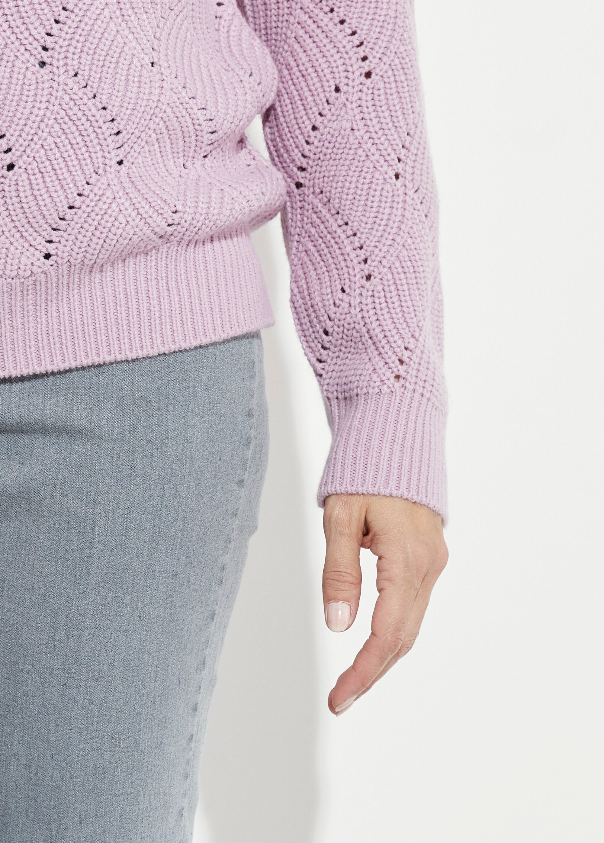 Warm_high-neck_sweater_with_thick_openwork_knit_Lilac_DE2_slim