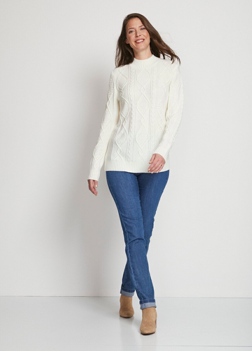 Short_warm_sweater_with_cable_high_collar_Ecru_SF1_slim