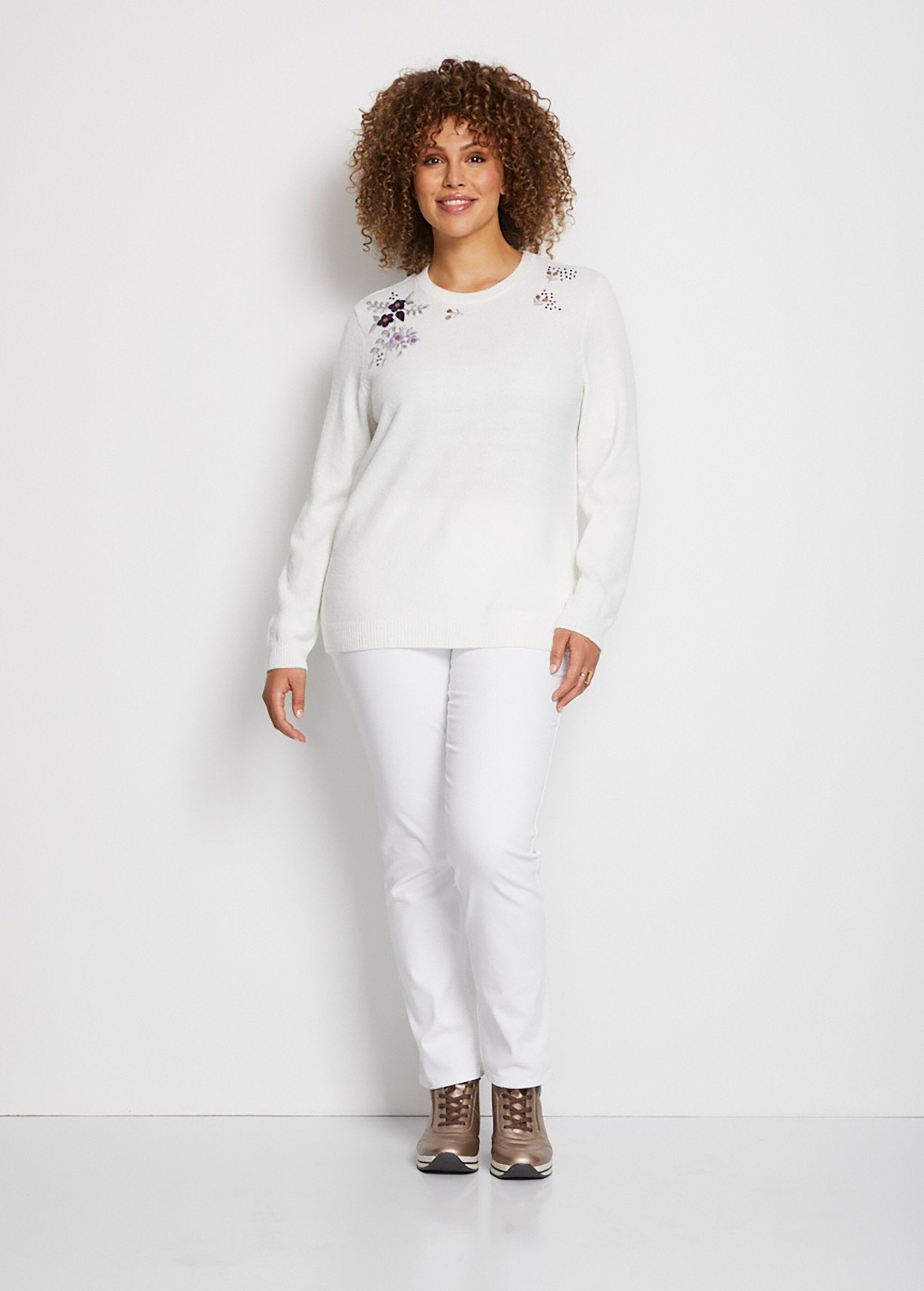 Soft_plain_embroidered_round_neck_long_sleeve_sweater_Ecru_SF1_curvy