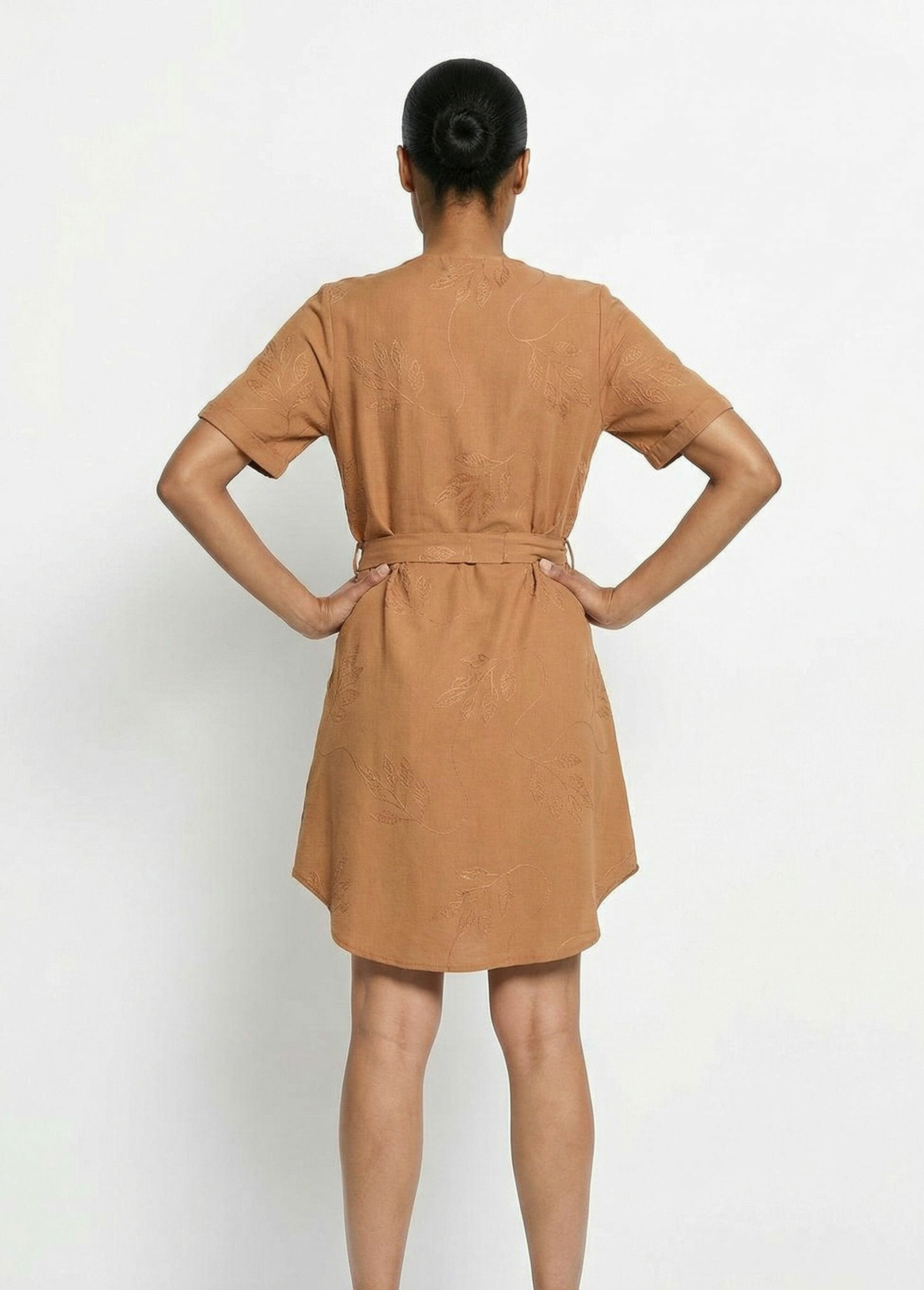 V-neck_shirt_dress,_embroidered_with_foliage_camel_DO1_slim