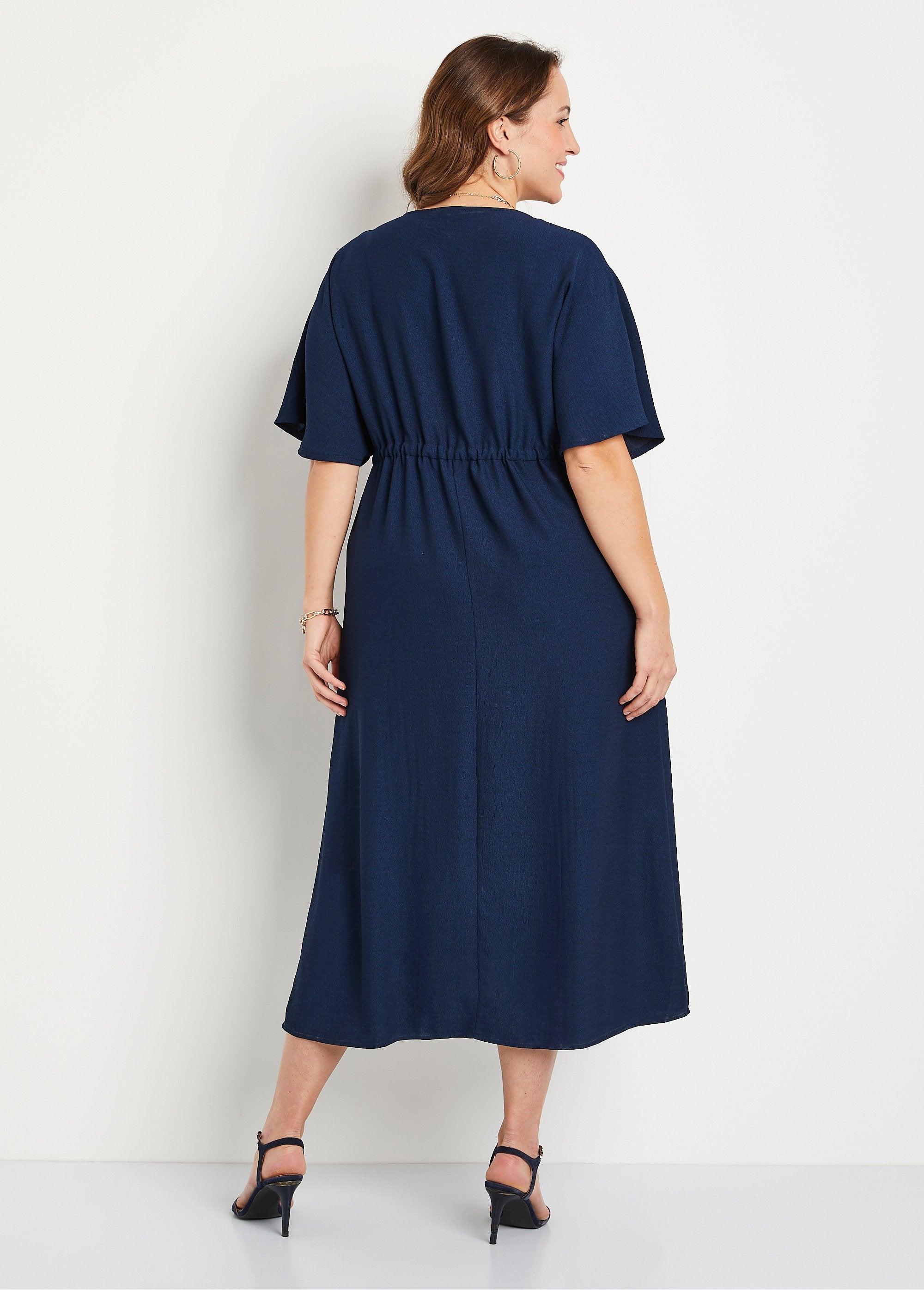 Long_plain_loose_dress_Marine_DO1_curvy