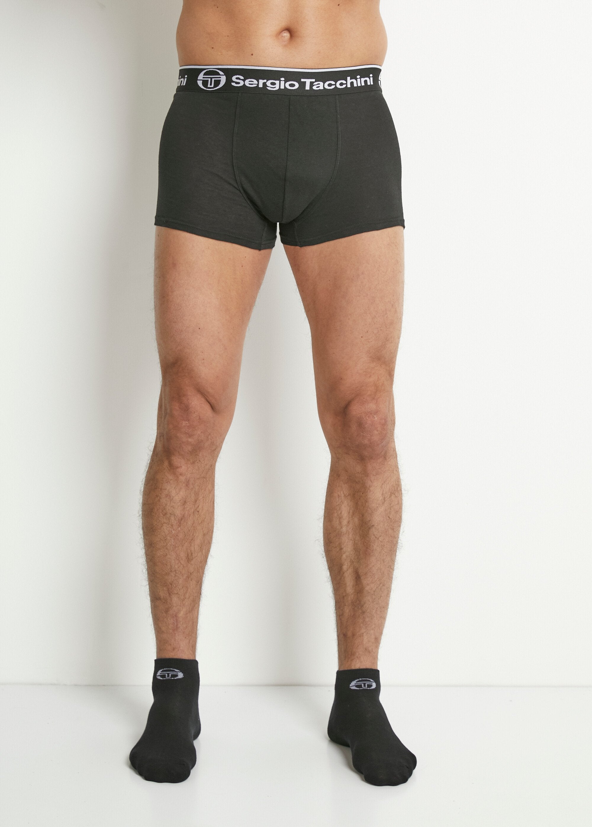 Boxer_shorts_+_3_pairs_of_socks_set_Black_FA1_slim