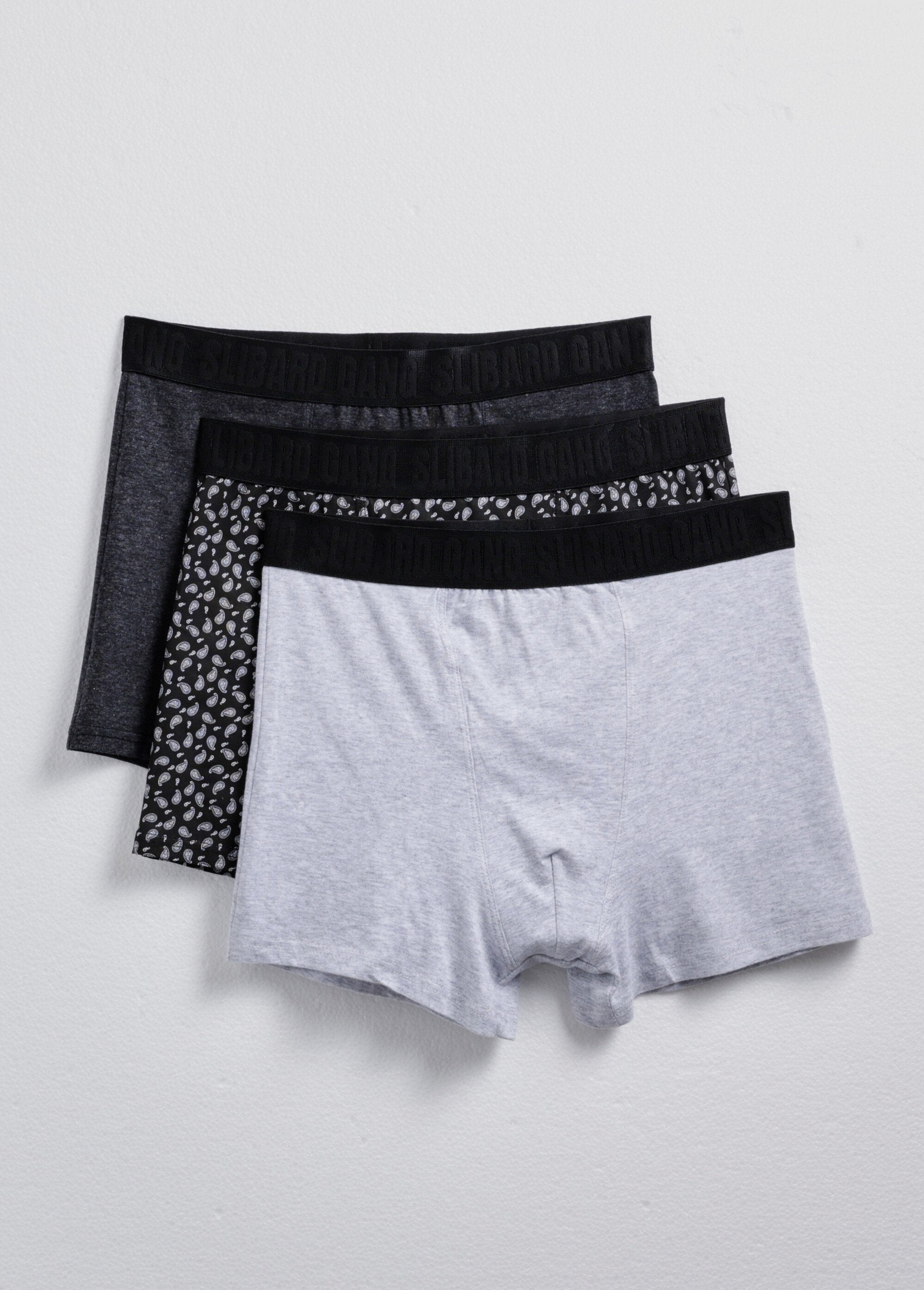 Assorted_men's_boxers,_plain_and_printed_Black_matching_FA1_slim