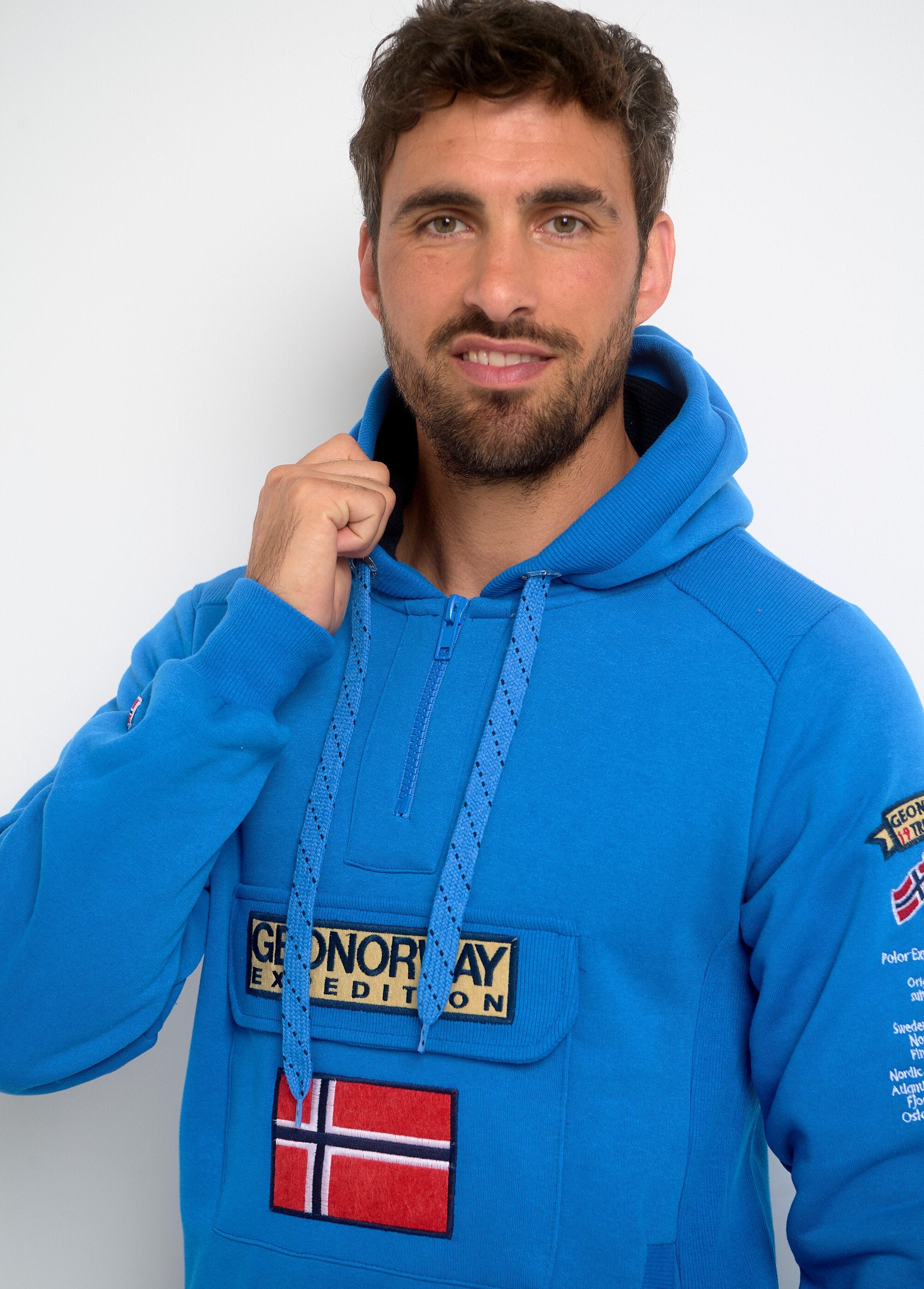 Long_sleeve_half_zip_hoodie_Royal_blue_DE1_slim