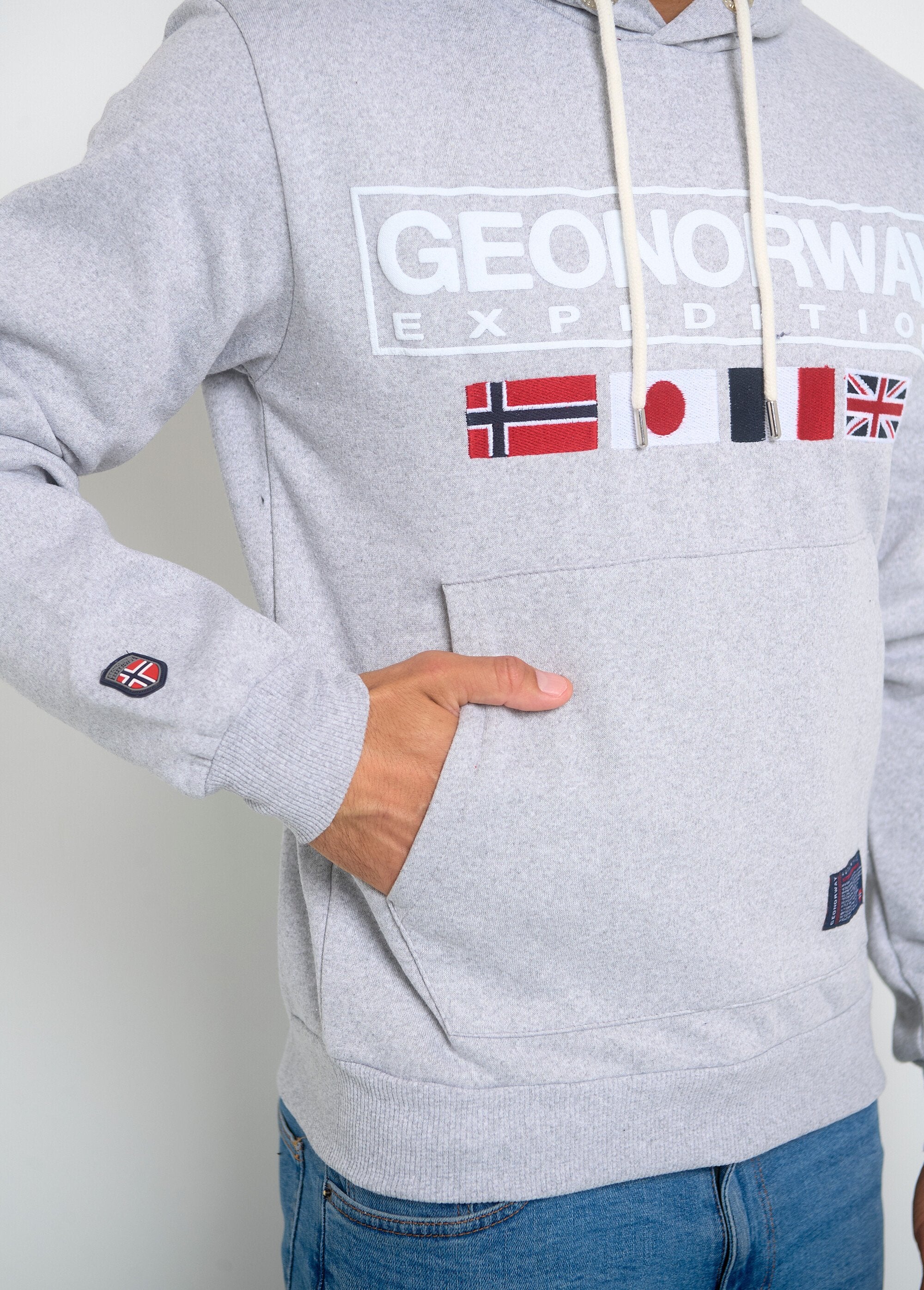 Kangaroo_Pocket_Flags_Hoodie_Grey_melange_DE2_slim