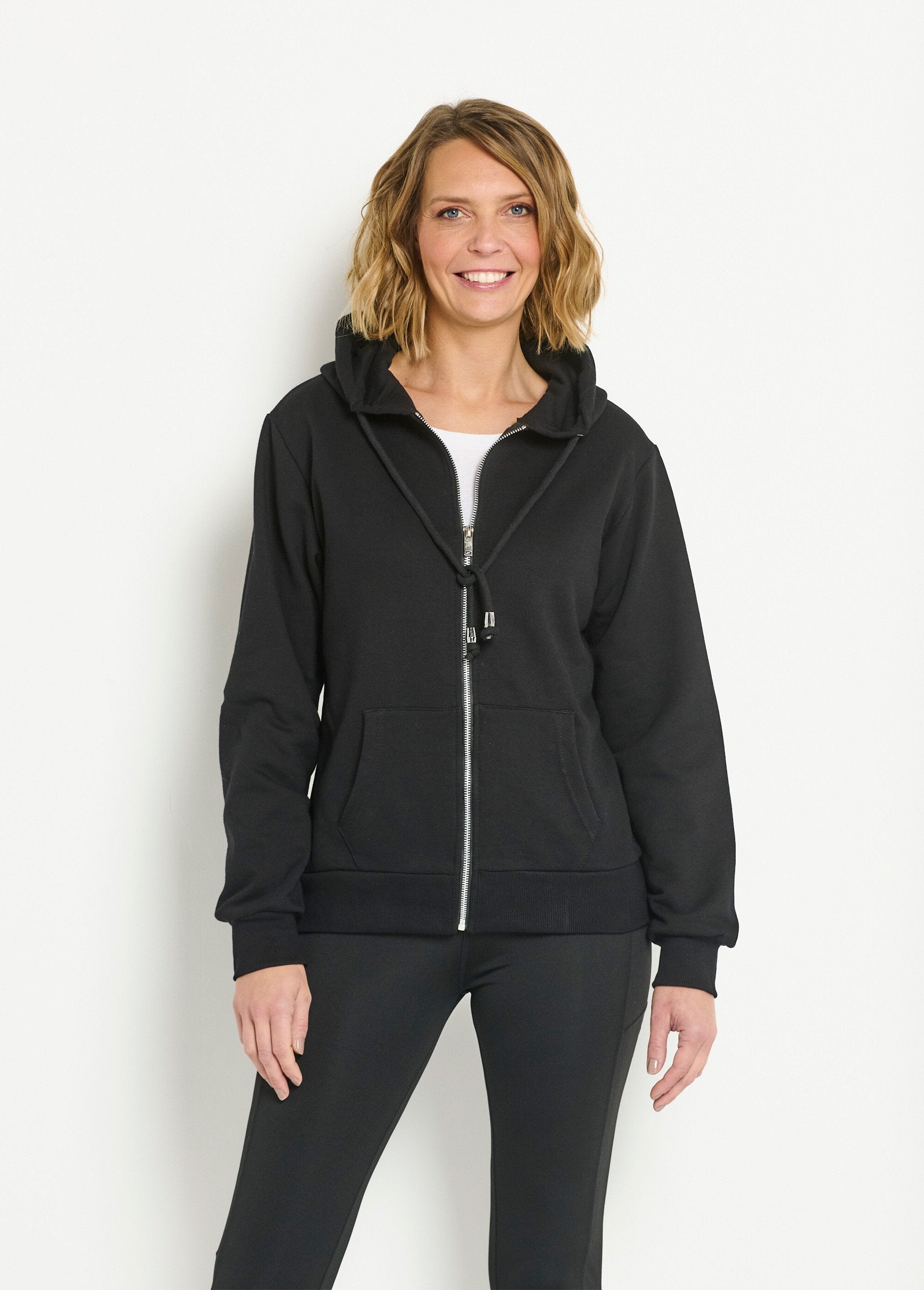 Hooded_zipped_comfort_fleece_sweatshirt_Black_FA1_slim