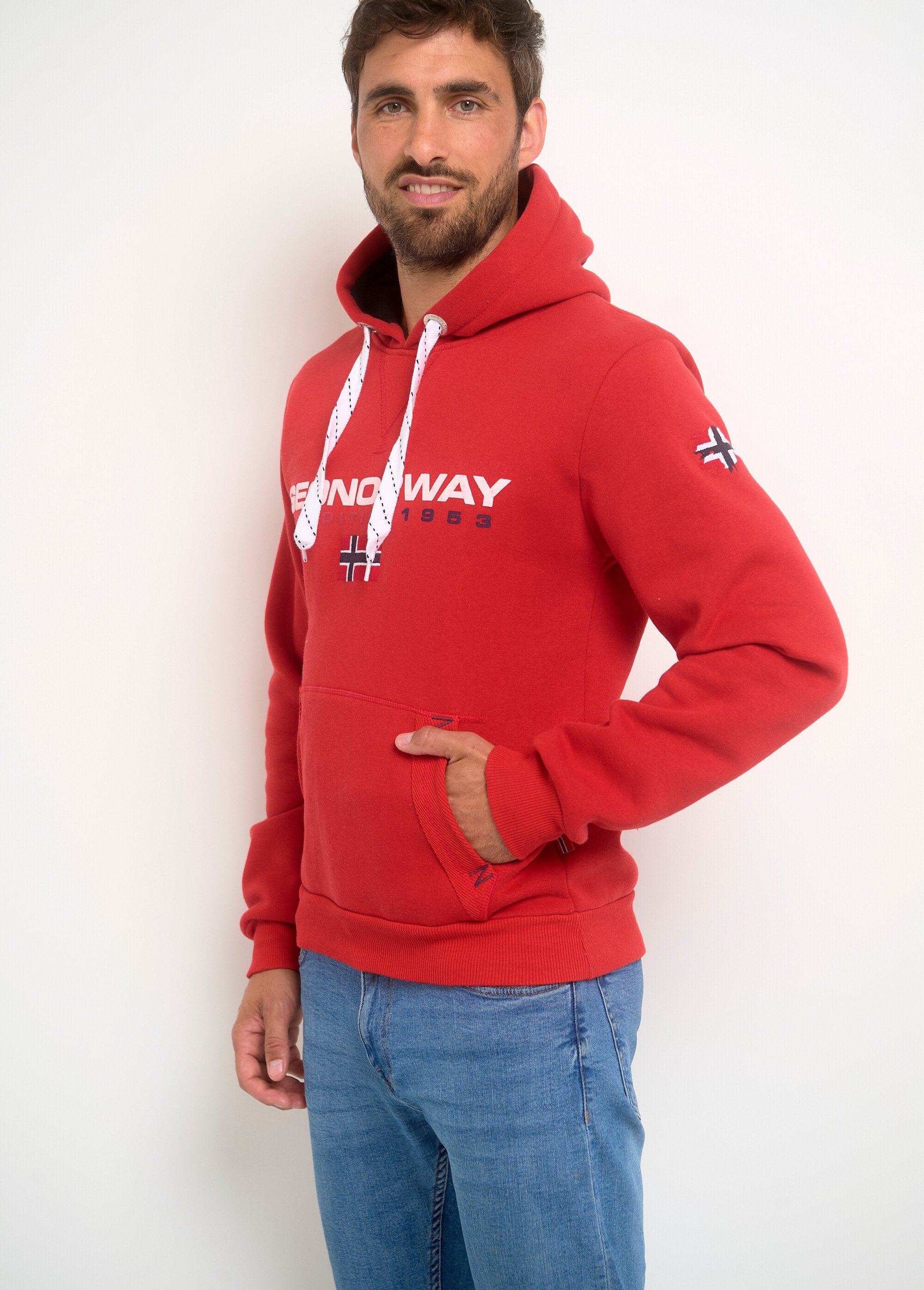 Men's_sweatshirt_with_kangaroo_pocket_Red_GA1_slim