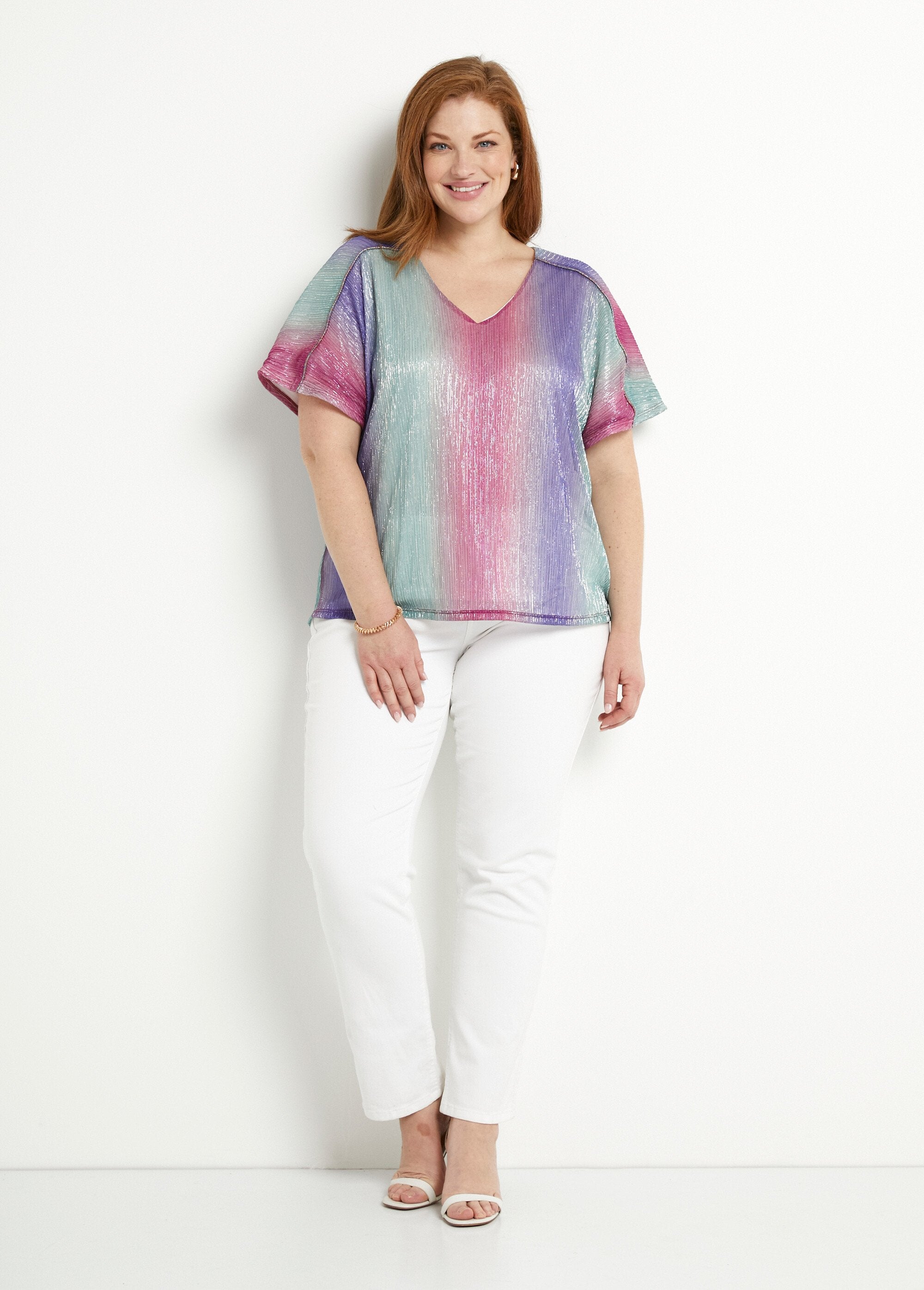 Short_shiny_V-neck_T-shirt_with_pleated_effect_Pink_and_aqua_SF1_curvy