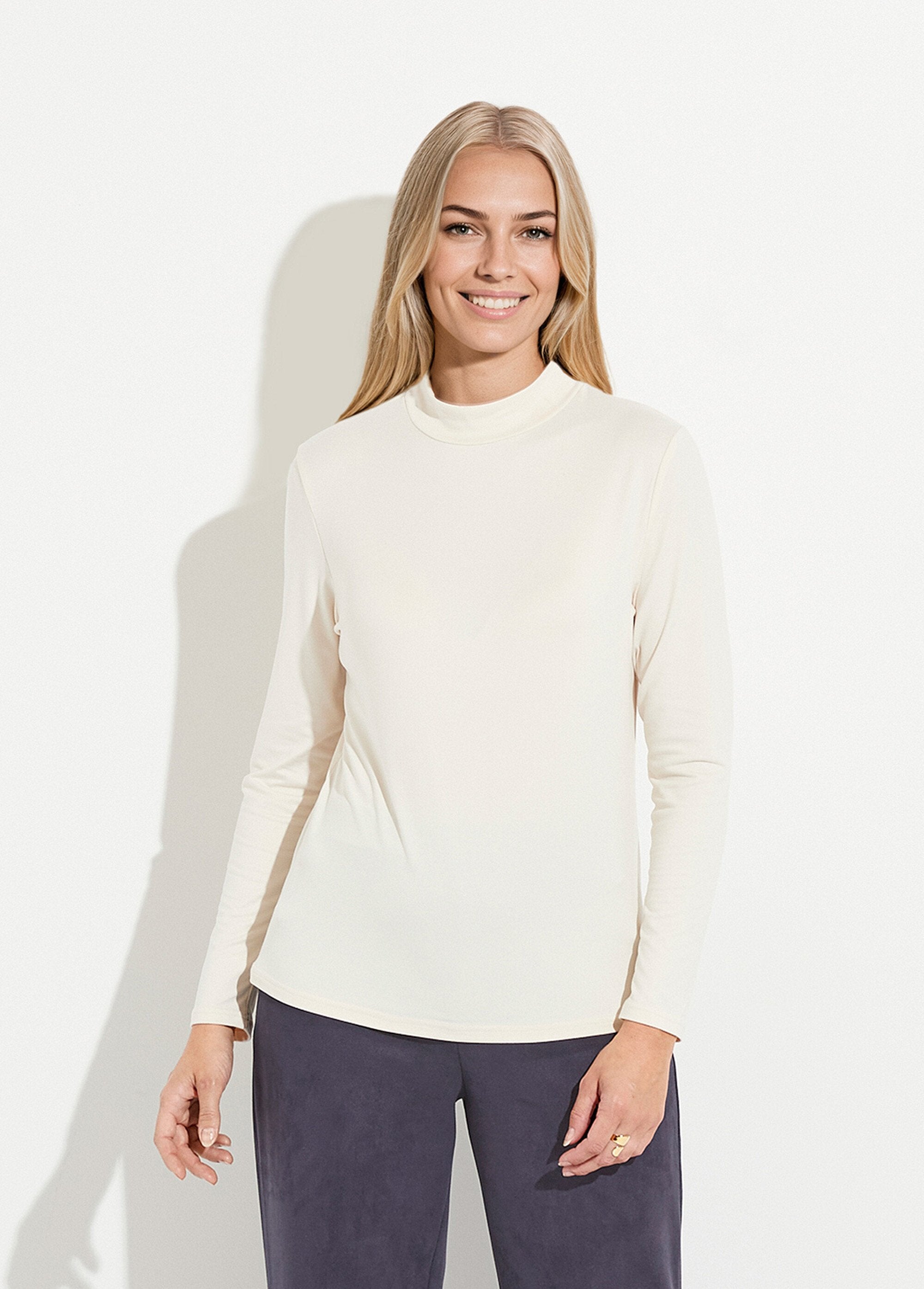 Soft,_long-sleeved,_high-neck_T-shirt_Ecru_FA1_slim