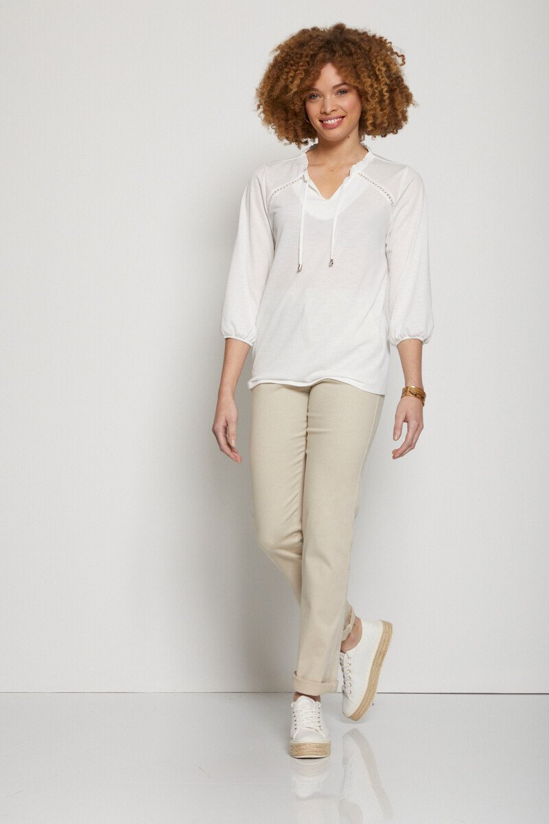 Blouse-style_embossed_mesh_T-shirt_Ecru_SF1_slim