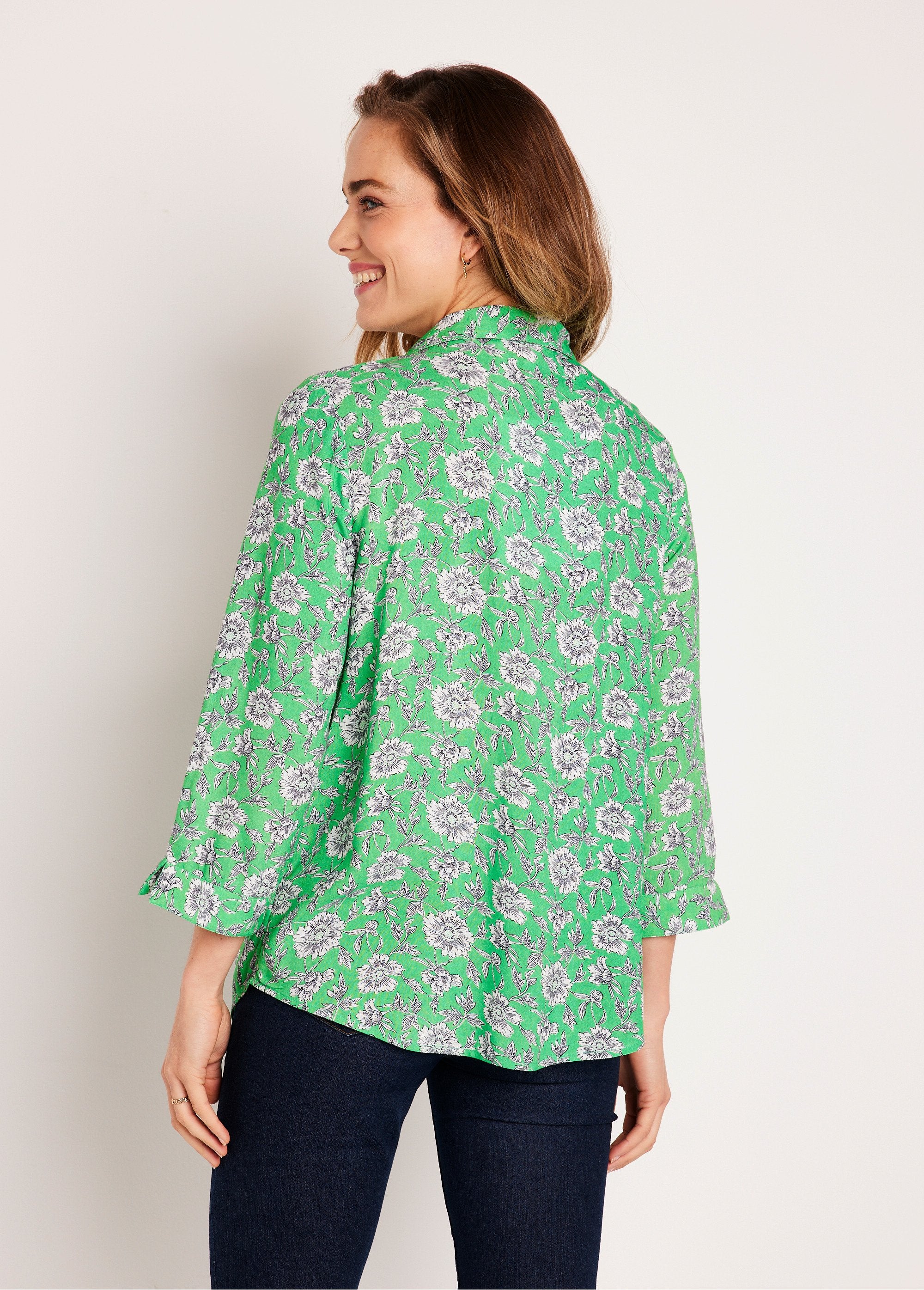 Long_flared_floral_tunic_Green_and_white_DO1_slim