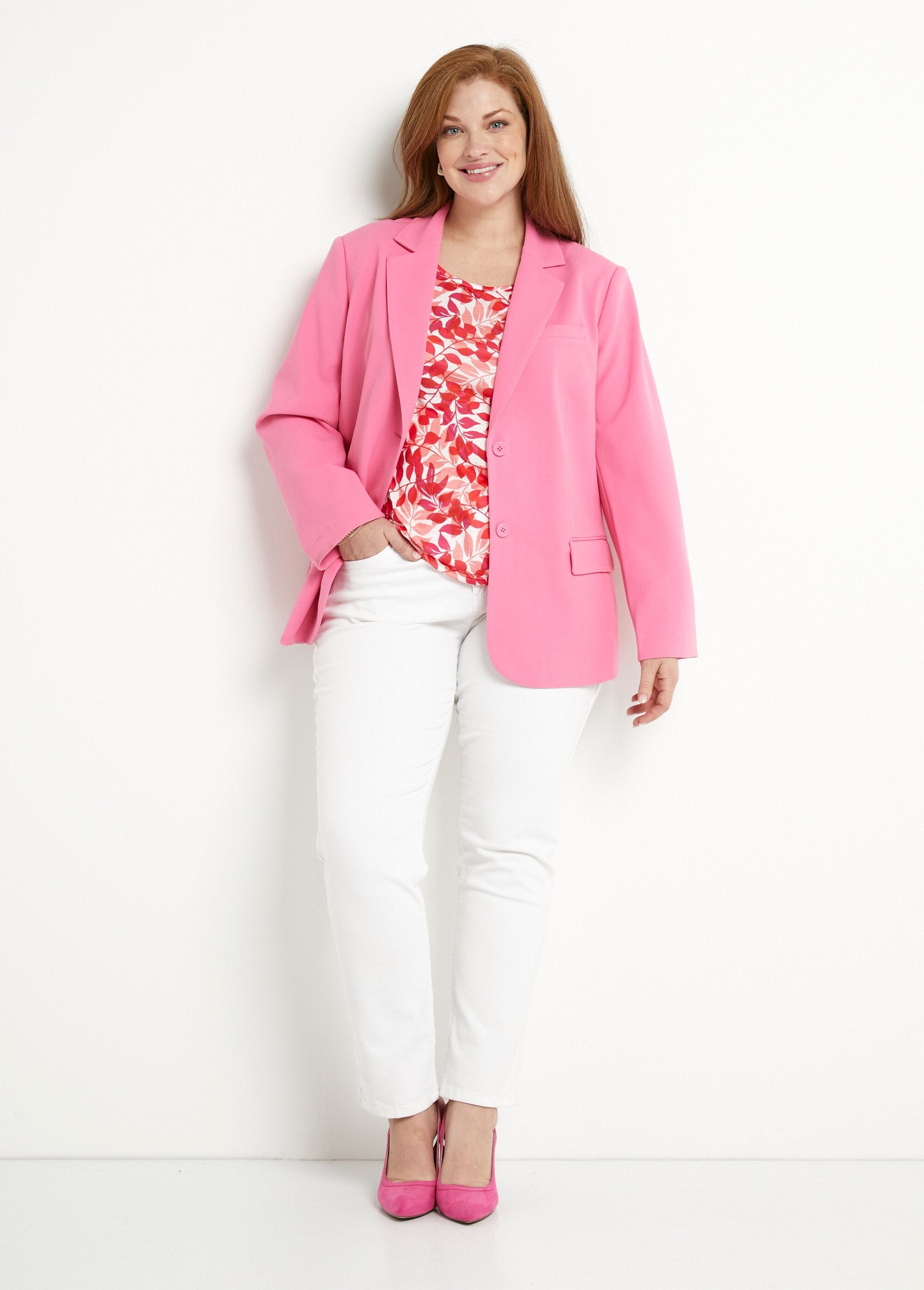 Straight_cut_plain_knit_blazer_jacket_Pink_SF1_curvy