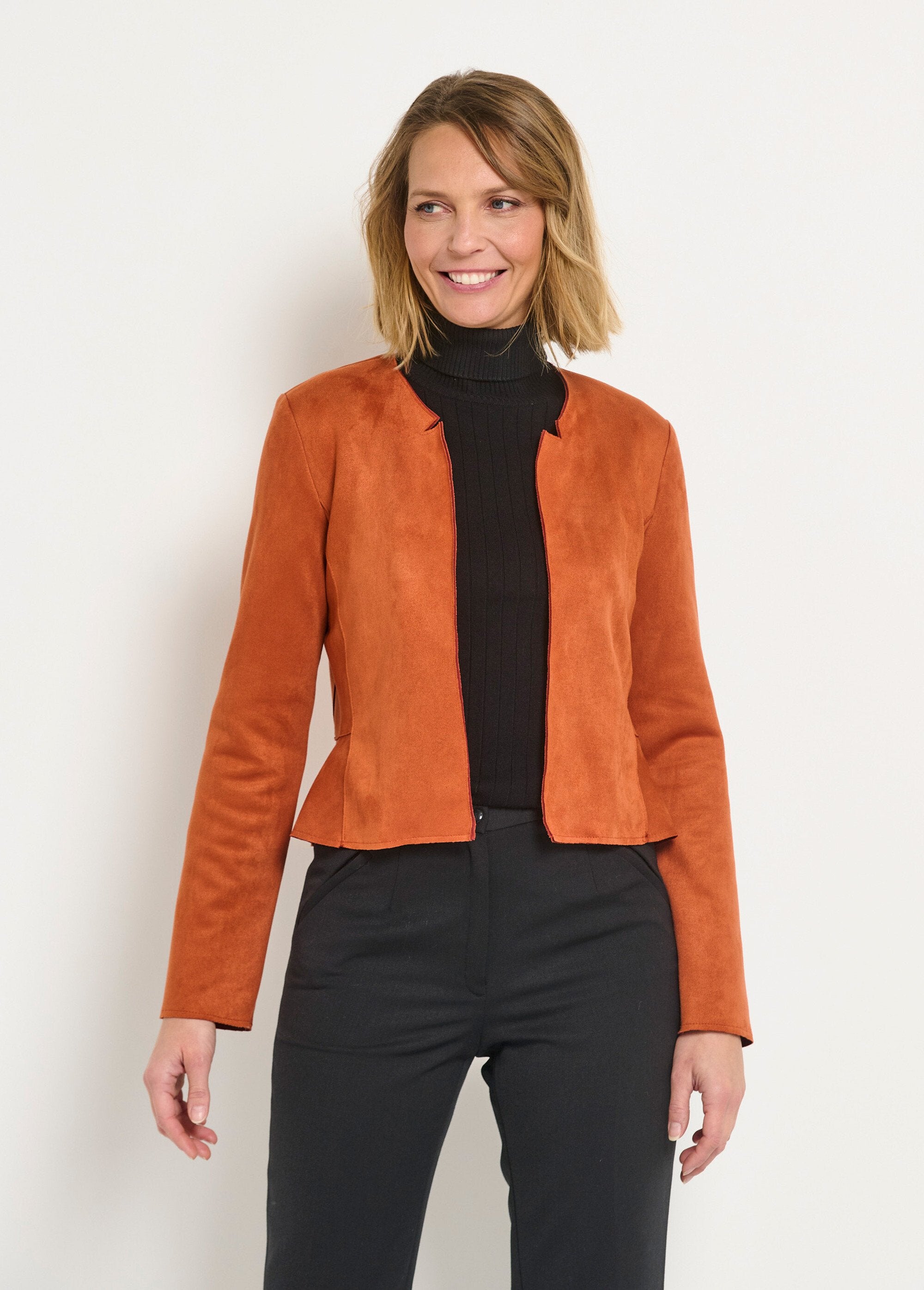 Short_suede_peplum_jacket_Rust_FA1_slim