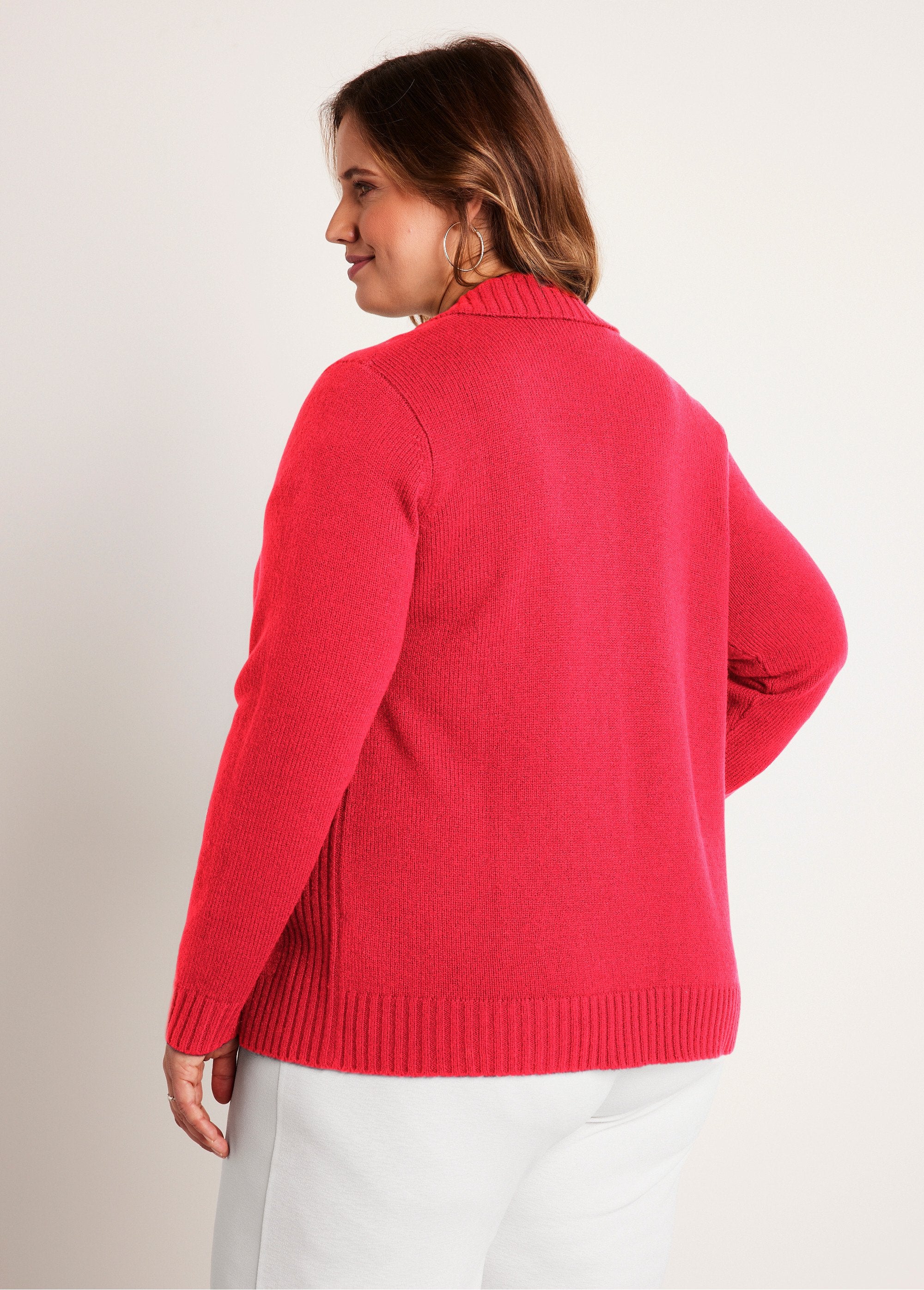 Thick_short_vest_jacket_Raspberry_DO1_curvy