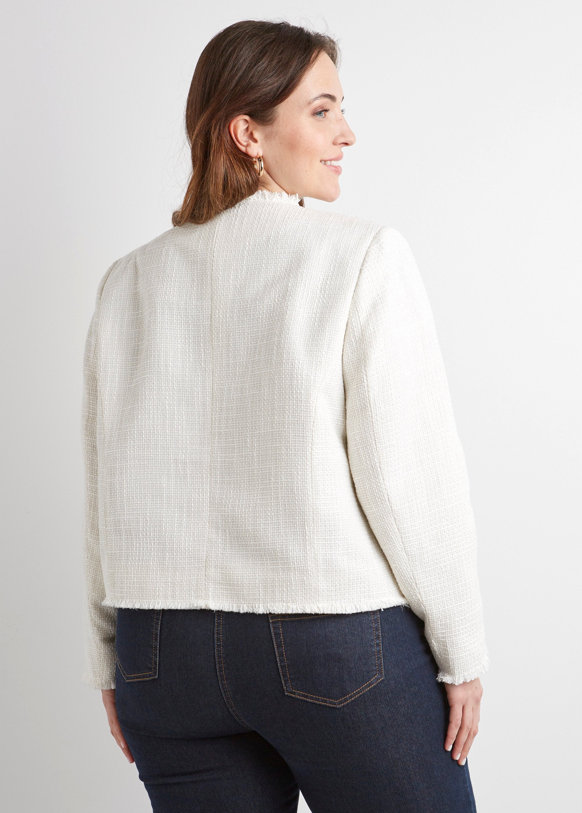 Short_buttoned_collarless_jacket_in_plain_woven_fabric_Ecru_DO1_curvy